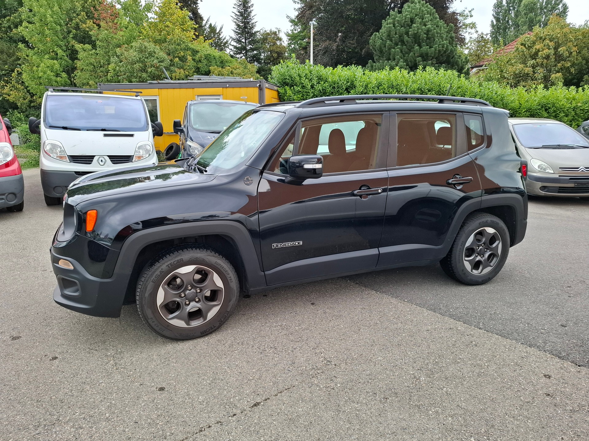 JEEP Renegade 1.4 Turbo Longitude-image-4