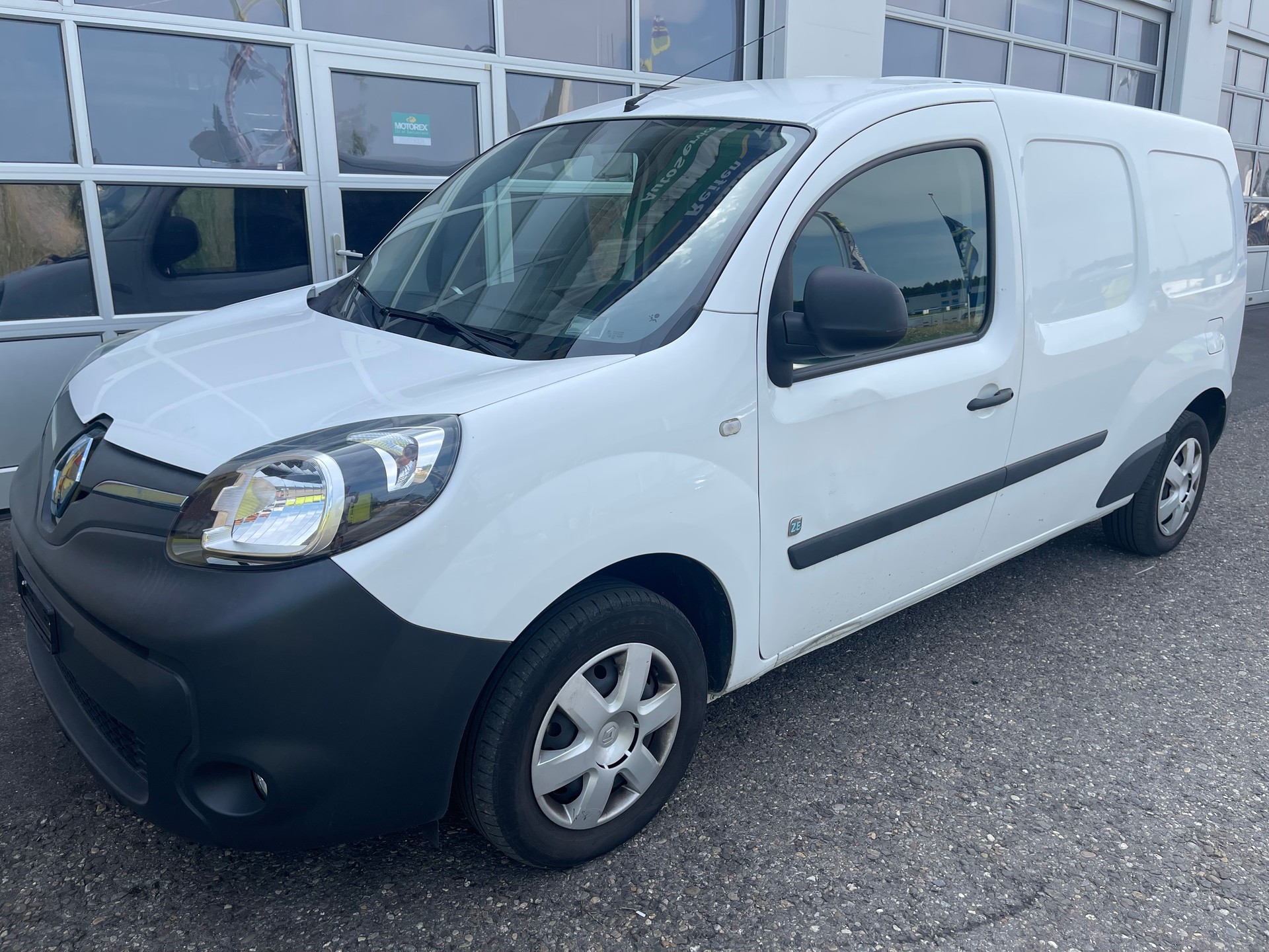 RENAULT Kangoo Z.E.-image-2