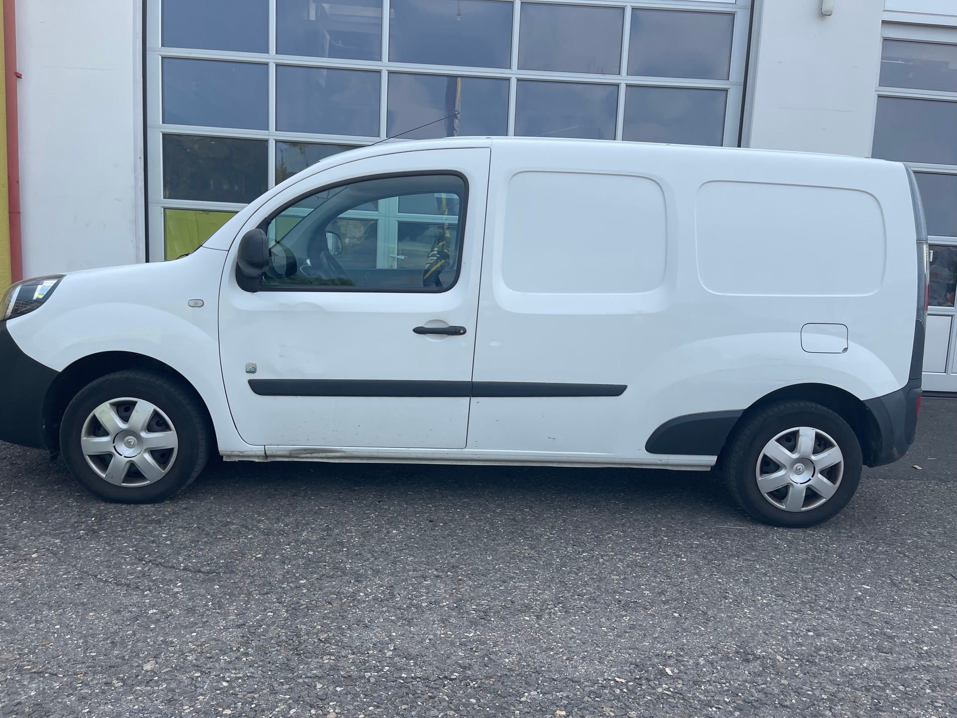 RENAULT Kangoo Z.E.-image-1