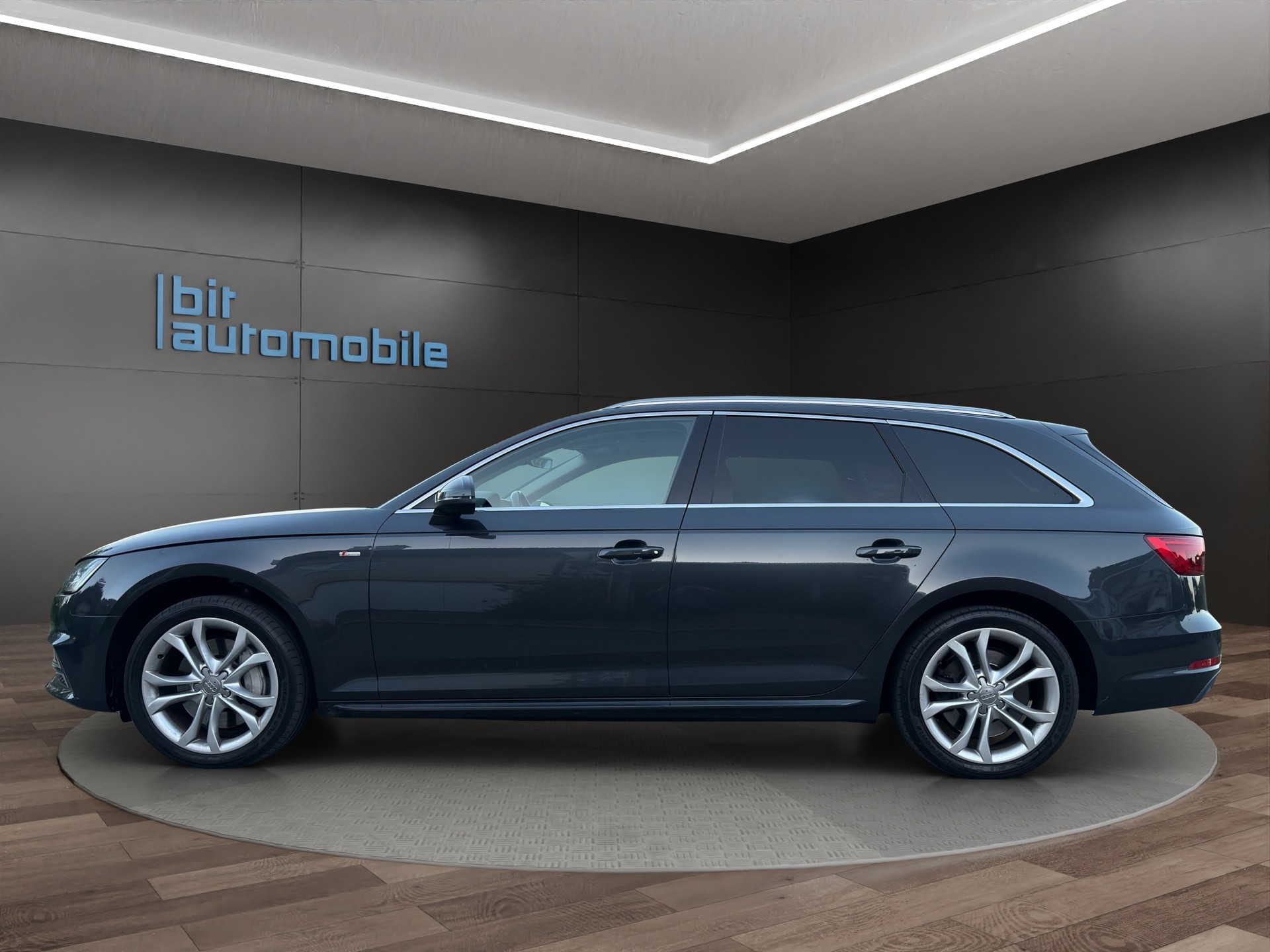 AUDI A4 Avant 3.0 TDI Sport quattro S-Line 272PS-image-2