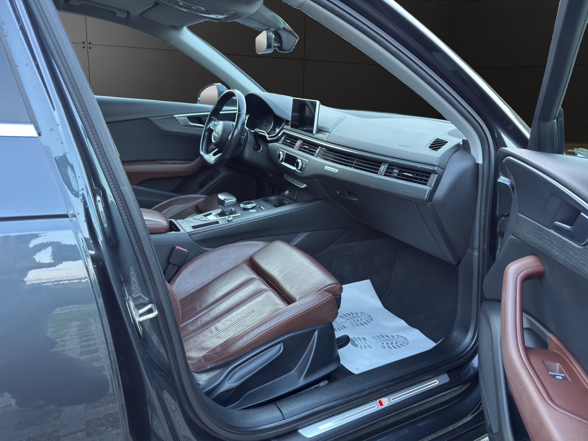 AUDI A4 Avant 3.0 TDI Sport quattro S-Line 272PS-image-9