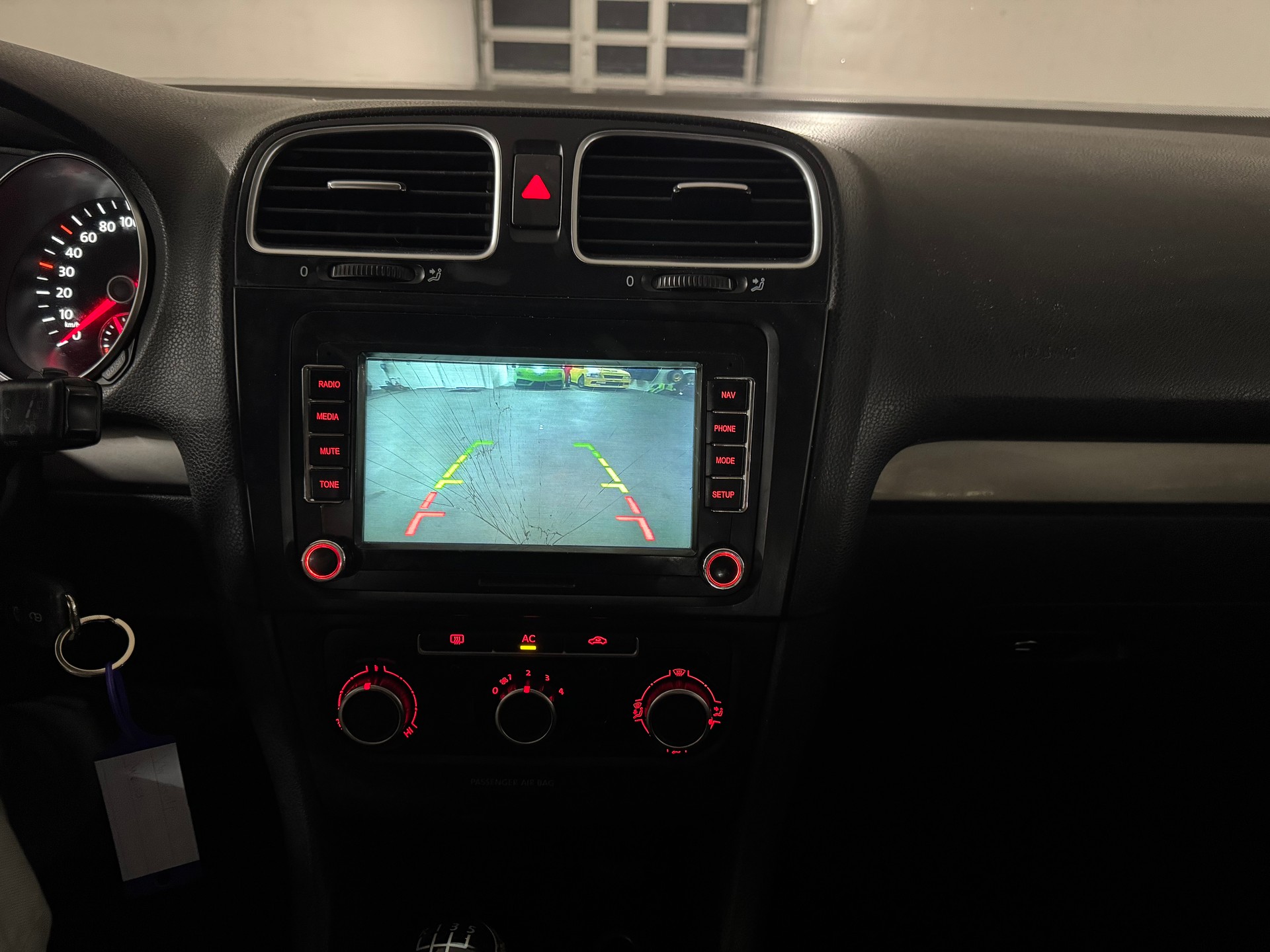 VW Golf 1.6 TDI BlueMotion Trendline-image-13