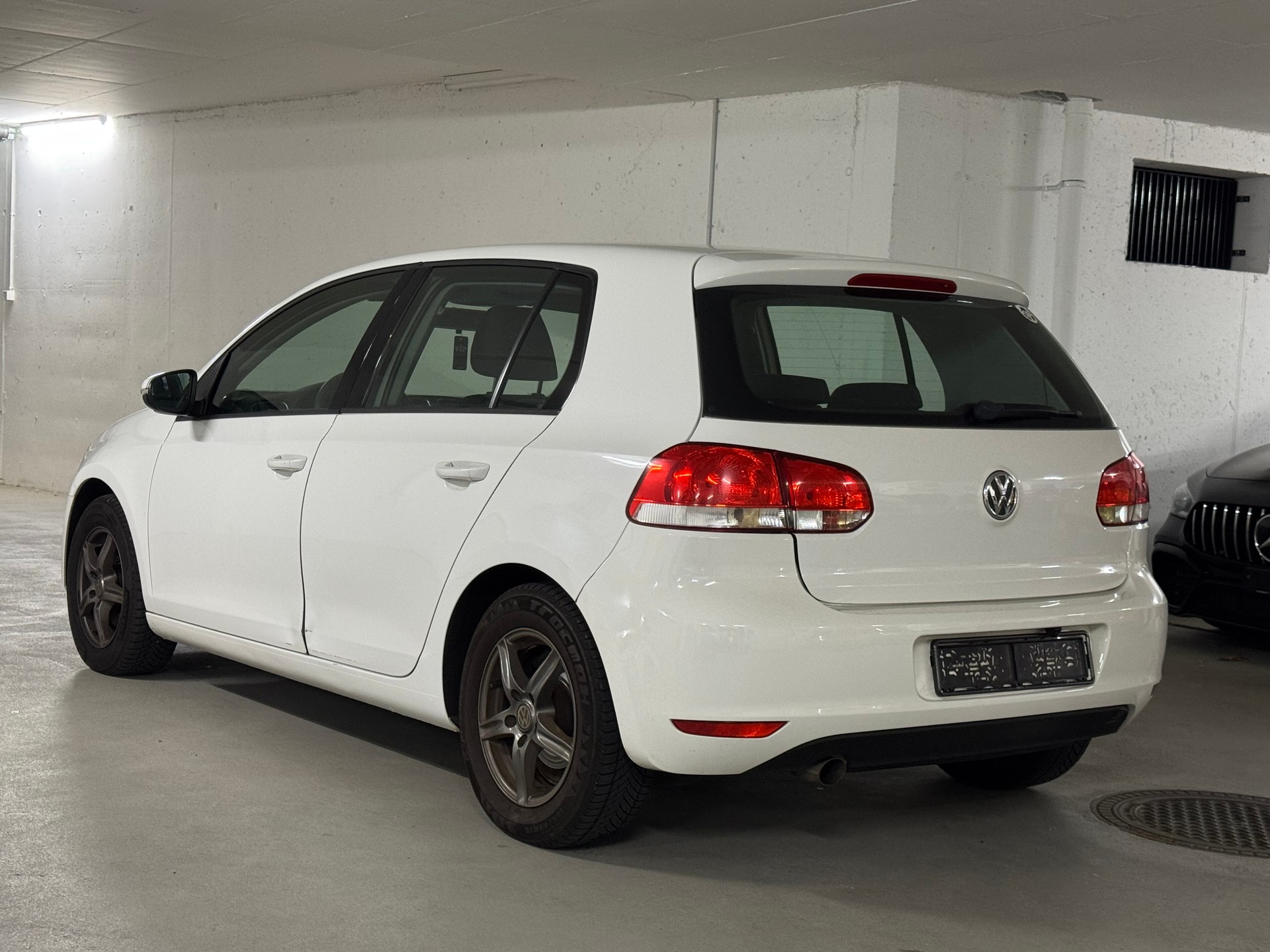 VW Golf 1.6 TDI BlueMotion Trendline-image-4