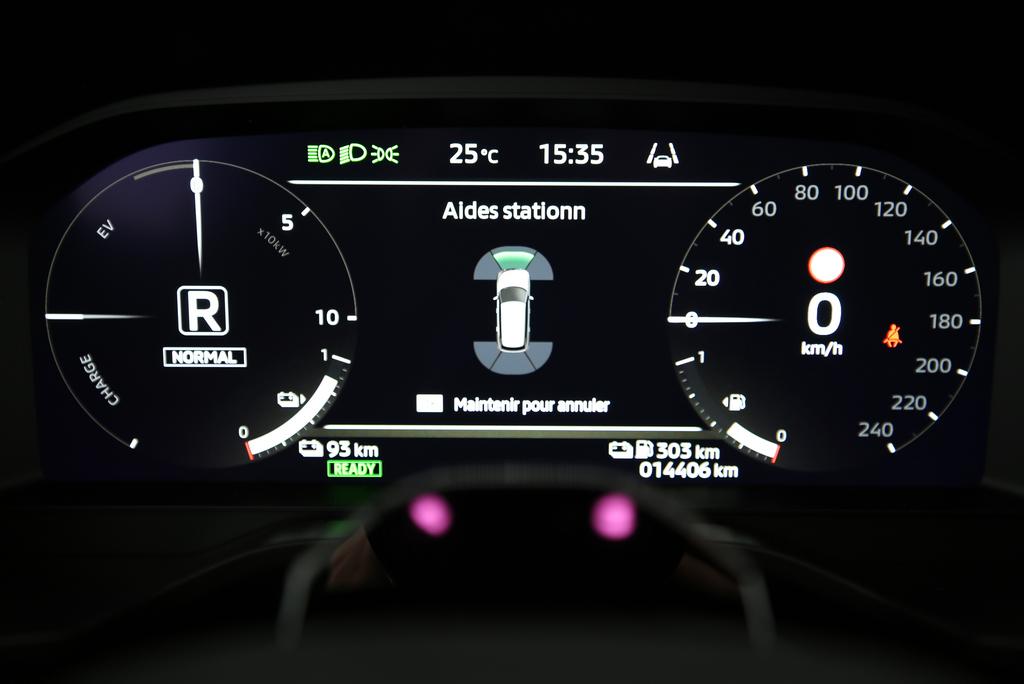 MITSUBISHI Outlander 2.4 PHEV Instyle 4x4-image-15