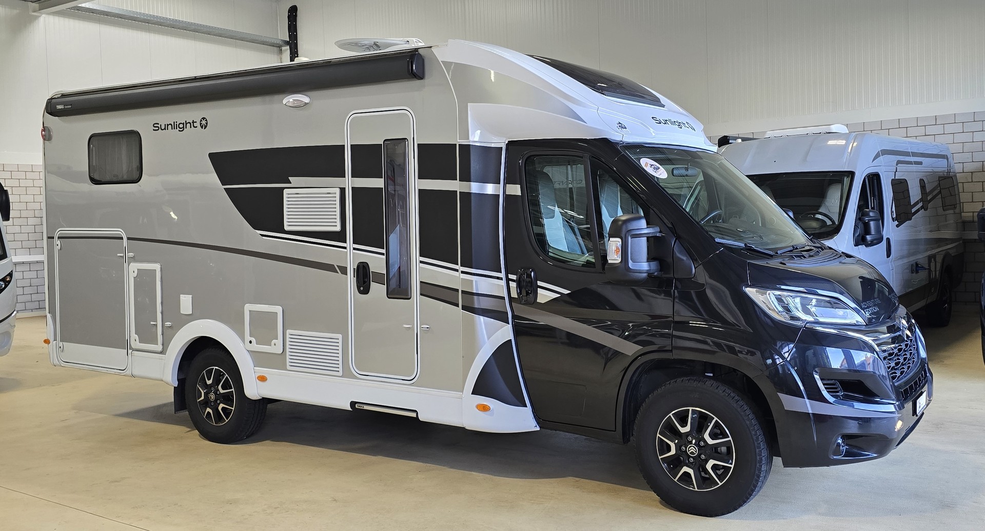 SUNLIGHT T 67 S "Adventure Edition" / Citroen Jumper 2.2BlueHdi 140PS-image-1
