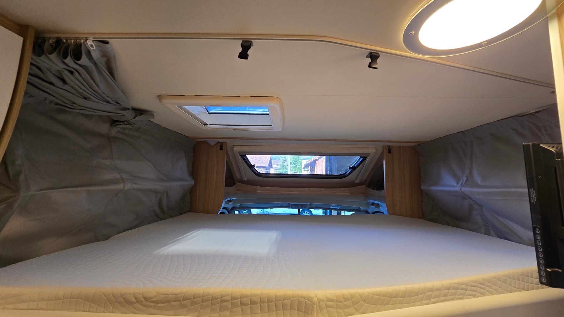 SUNLIGHT T 67 S "Adventure Edition" / Citroen Jumper 2.2BlueHdi 140PS-image-12