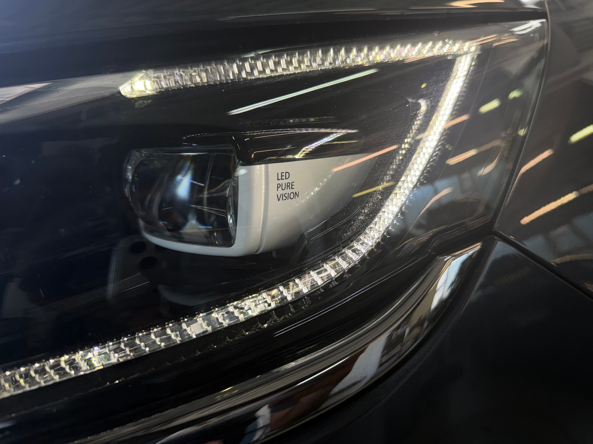 RENAULT Espace 1.8 TCe Initiale EDC | CH-Auto | 7-Plätzer | Frisch MFK | AHK 2t.-image-7