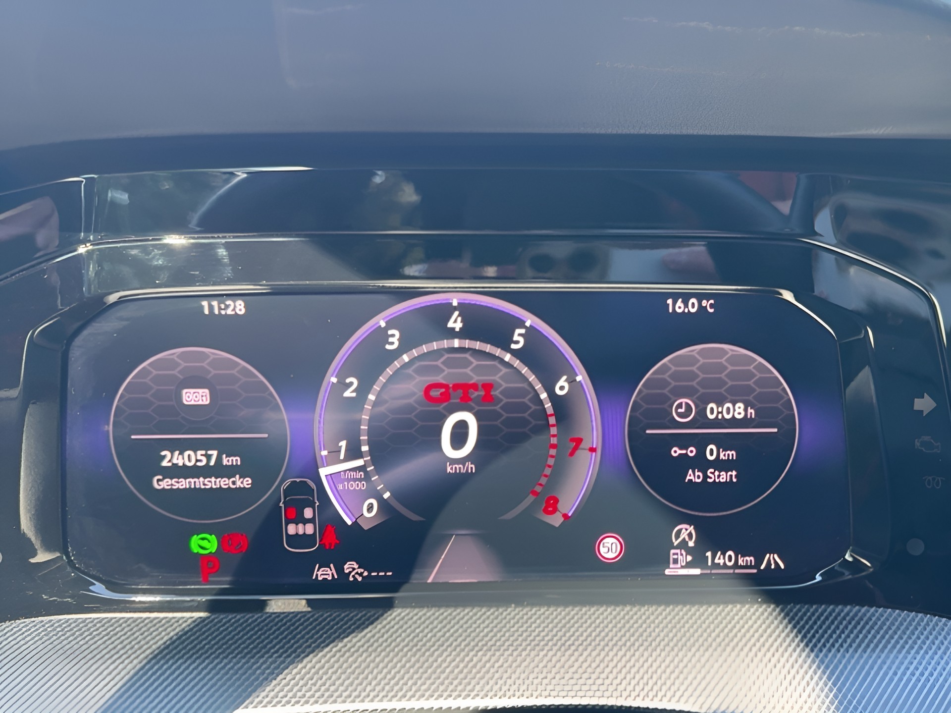VW Golf 2.0 TSI GTI Clubsport DSG-image-15