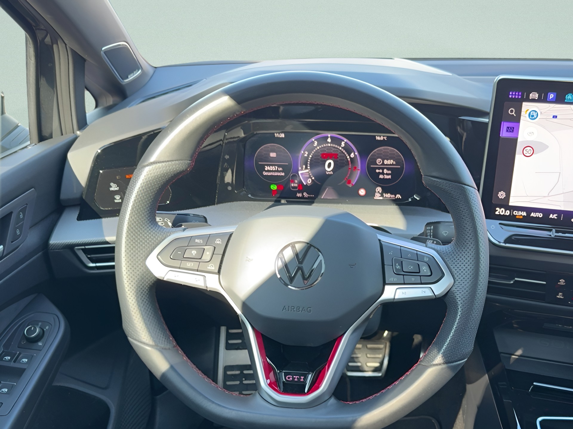 VW Golf 2.0 TSI GTI Clubsport DSG-image-14