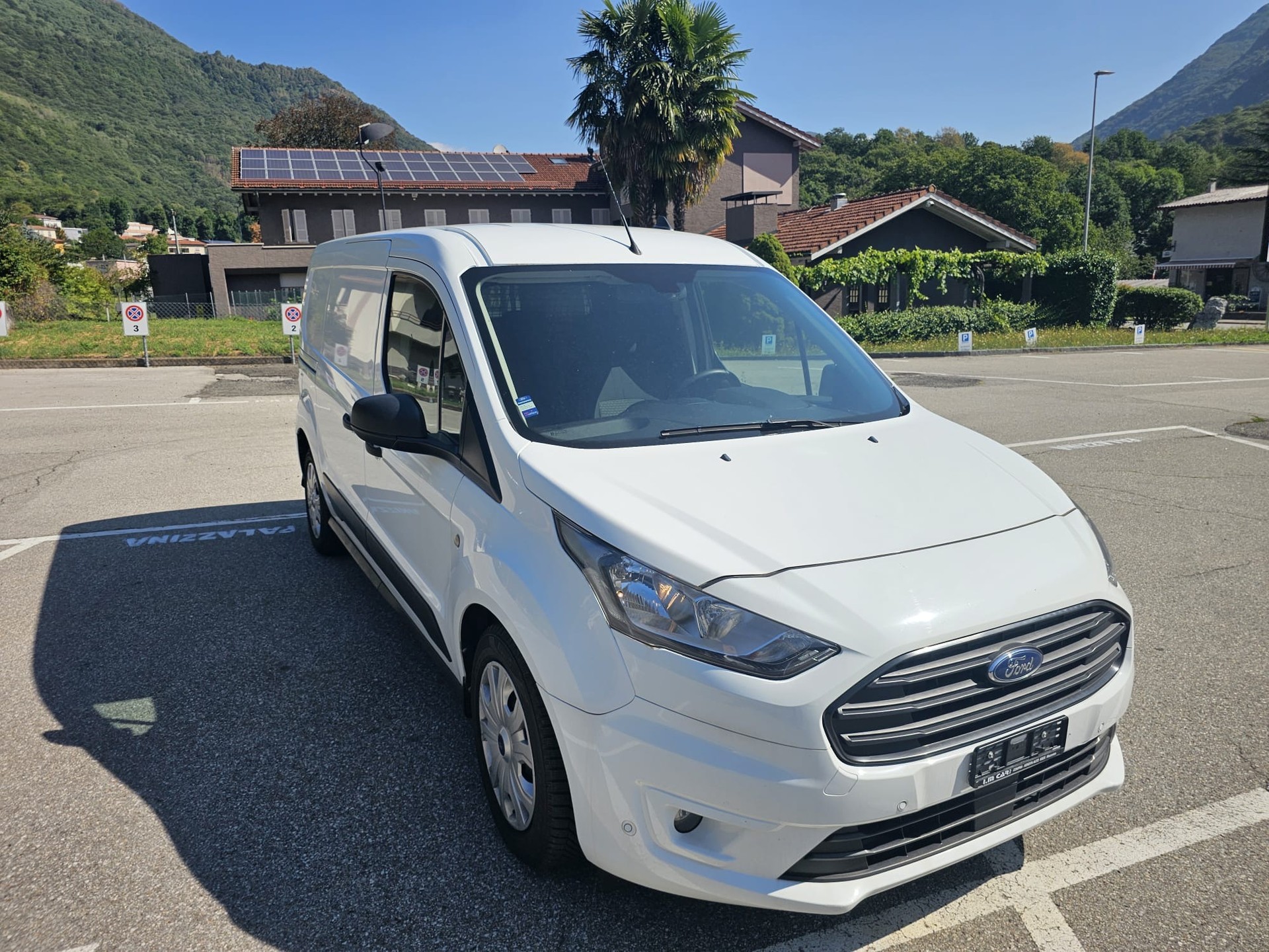 FORD Transit Connect Van T210 1.0 EcoBoost Ambiente-image-5
