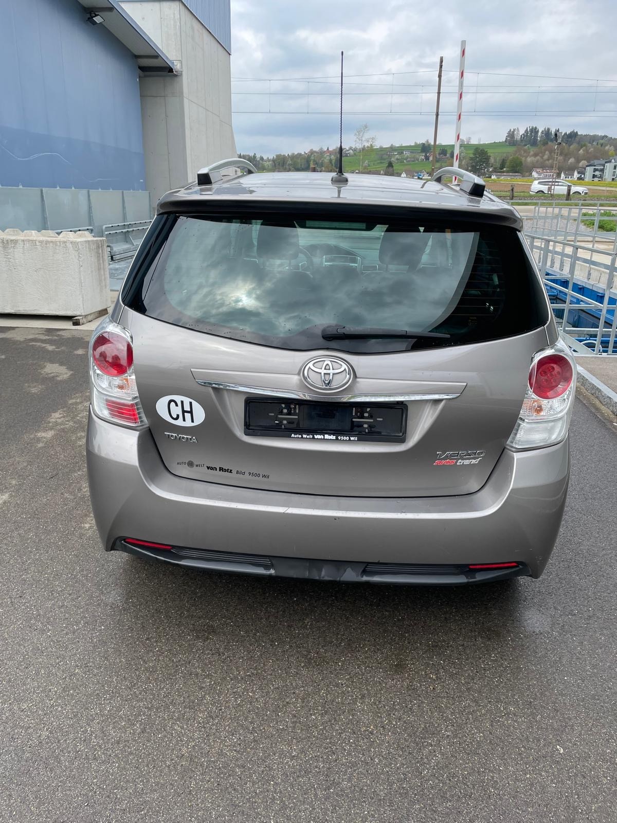 TOYOTA Verso 1.6 D-4D SwissTrend-image-3