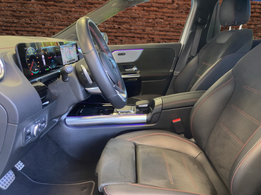 MERCEDES-BENZ EQA 250 AMG Line AMG Line-image-10