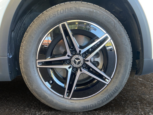 MERCEDES-BENZ EQA 250 AMG Line AMG Line-image-8