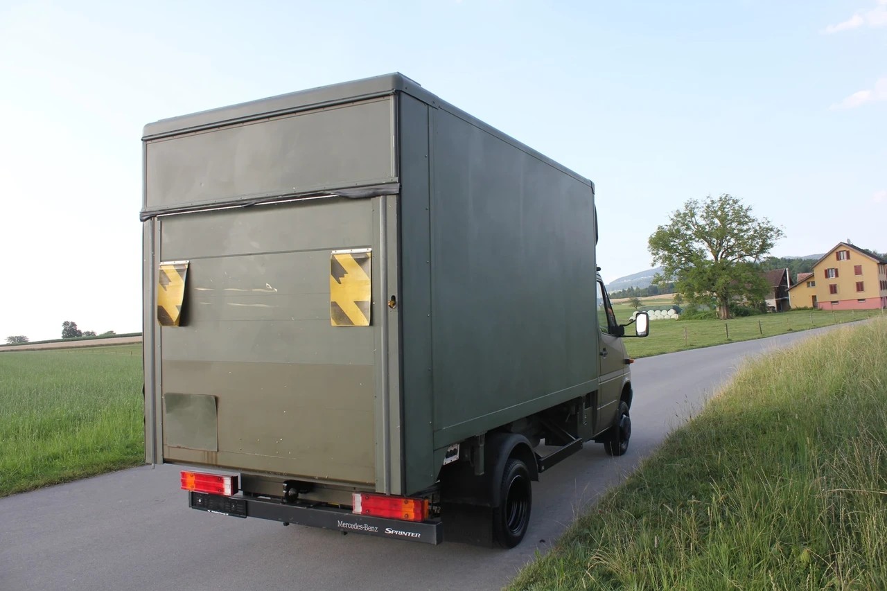 MERCEDES-BENZ Sprinter 413 CDI Duo 4x4 Kasten mit Hebebühne-image-2
