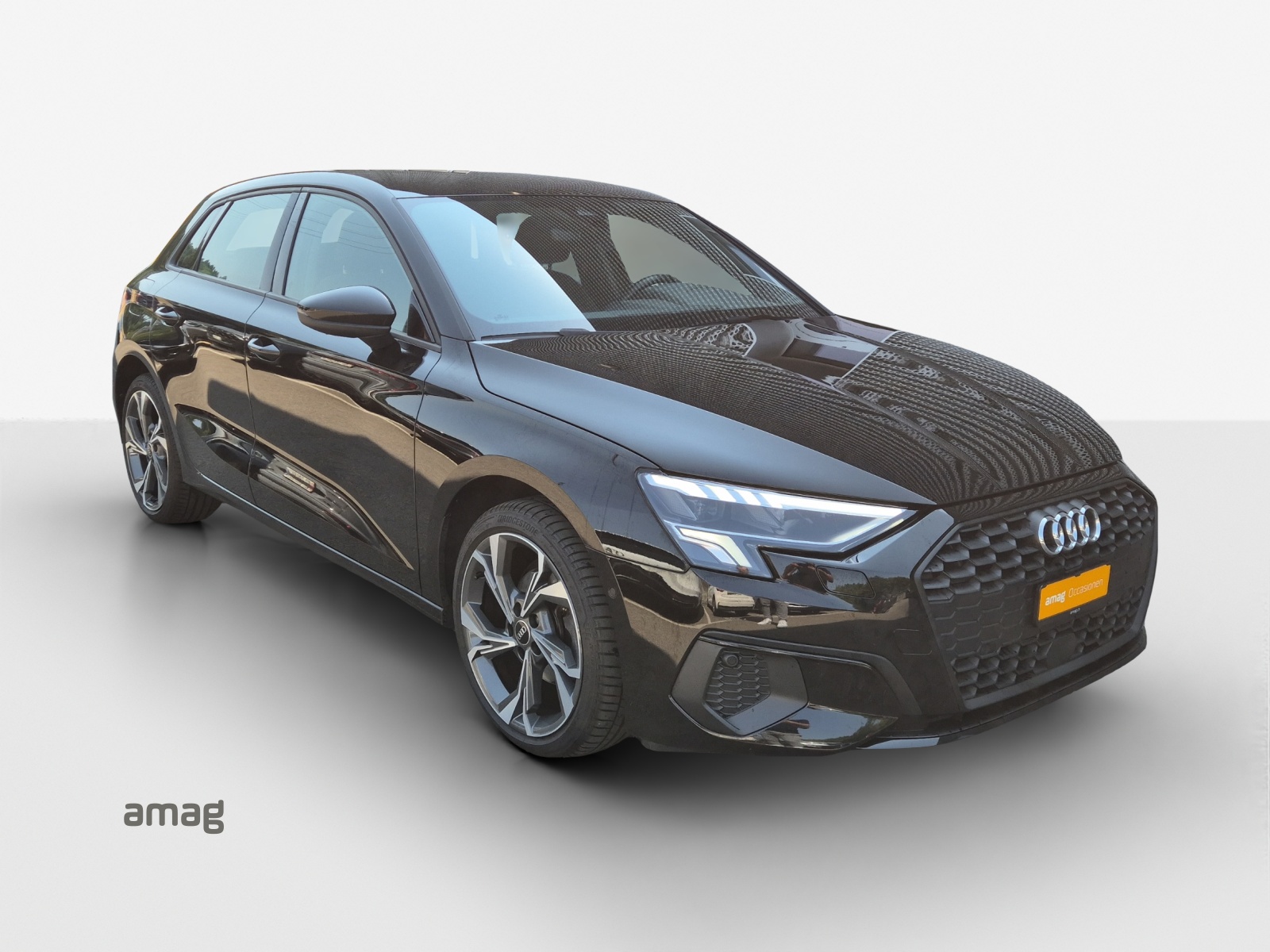 AUDI A3 Sportback 35 TFSI Attraction-image-5