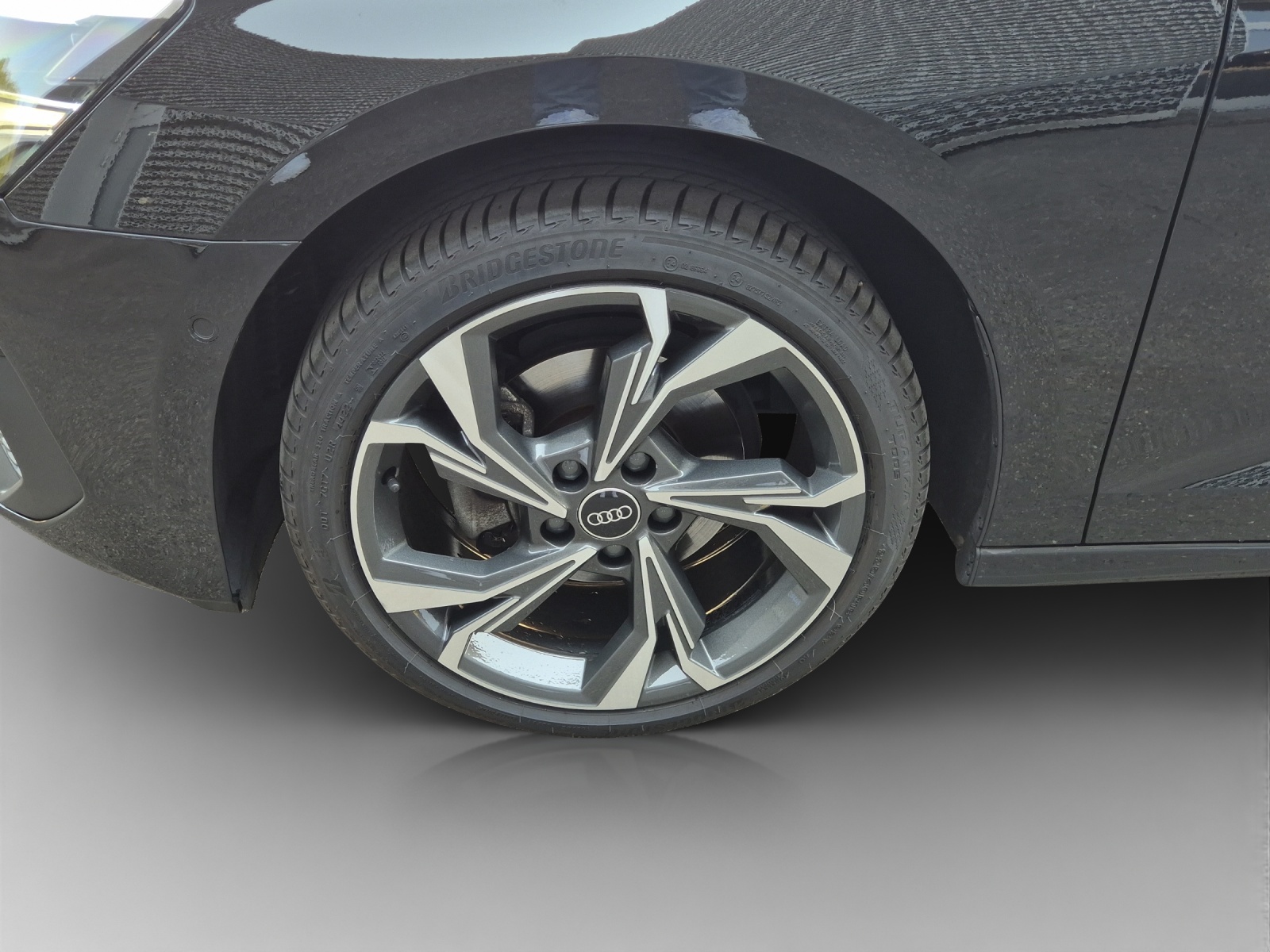 AUDI A3 Sportback 35 TFSI Attraction-image-13