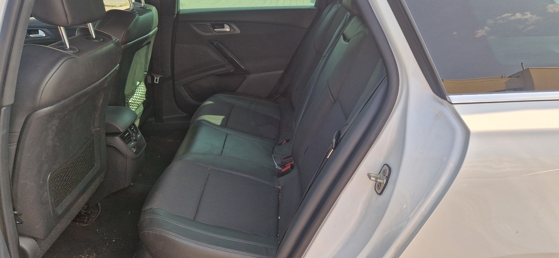 PEUGEOT 508 SW 1.6 THP Allure Automatic-image-6