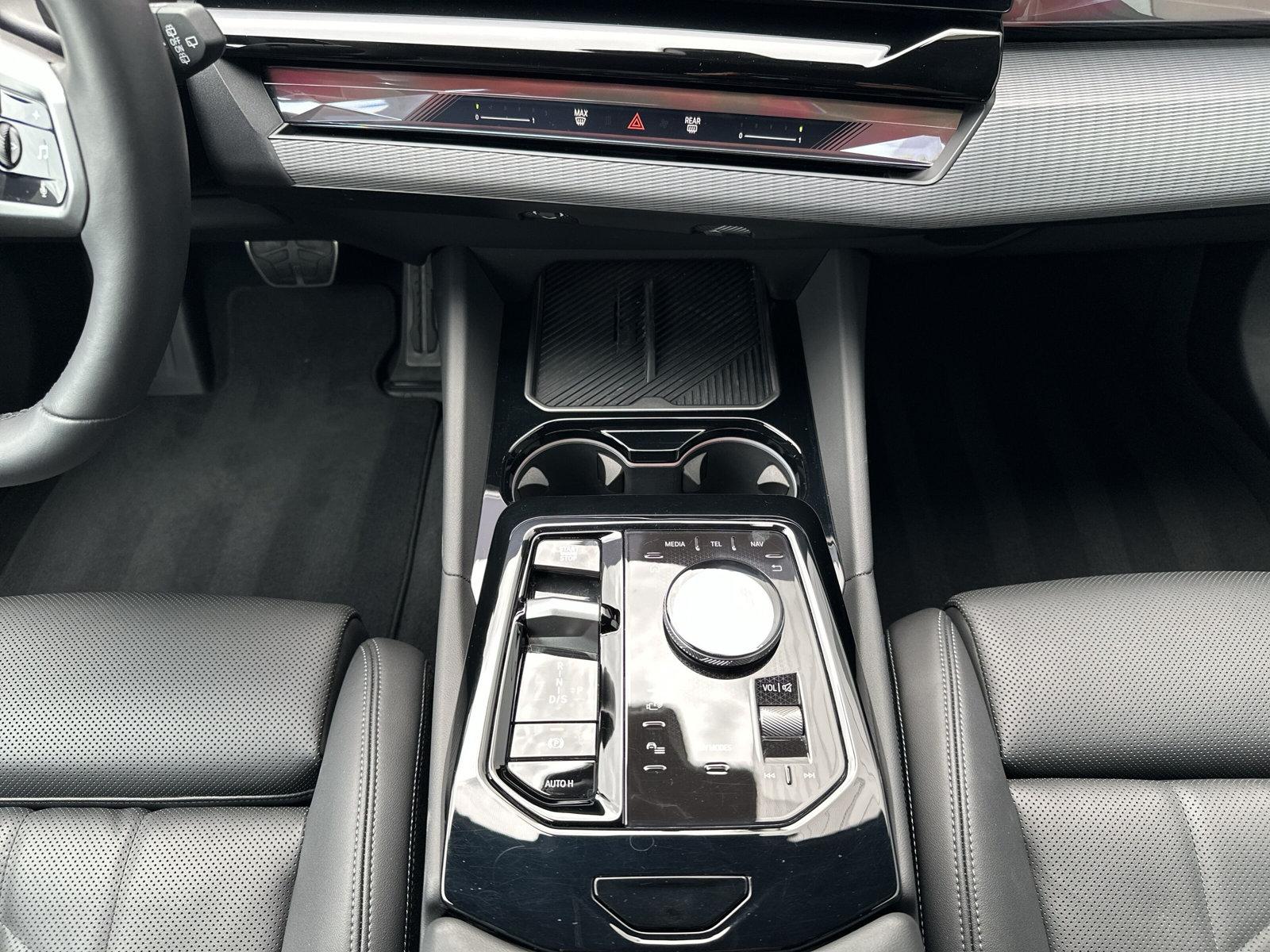 BMW 520d Touring M Sport xDrive G61 (CH) AHK 2.0T 📍** Action de leasing dès 1.9% **-image-19