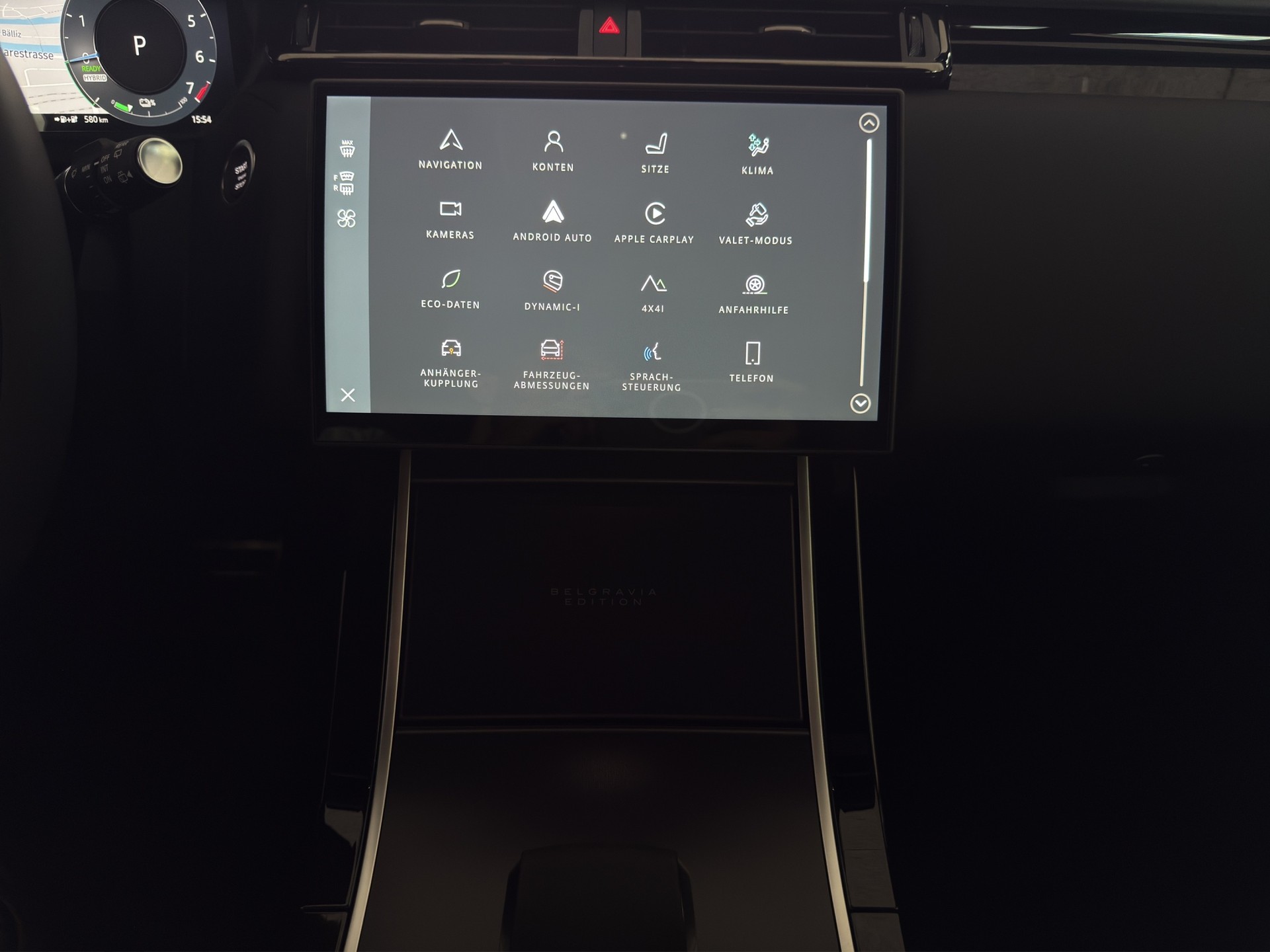 LAND ROVER Range Rover Velar 2.0 P400e Belgravia Edition-image-9