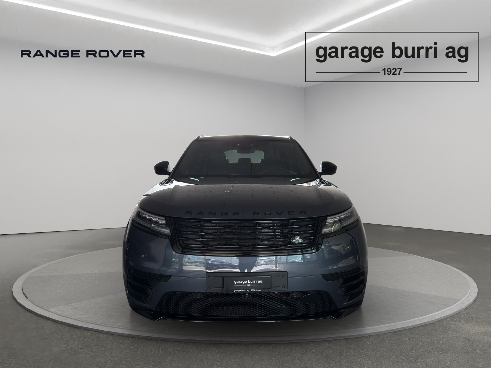 LAND ROVER Range Rover Velar 2.0 P400e Belgravia Edition-image-4