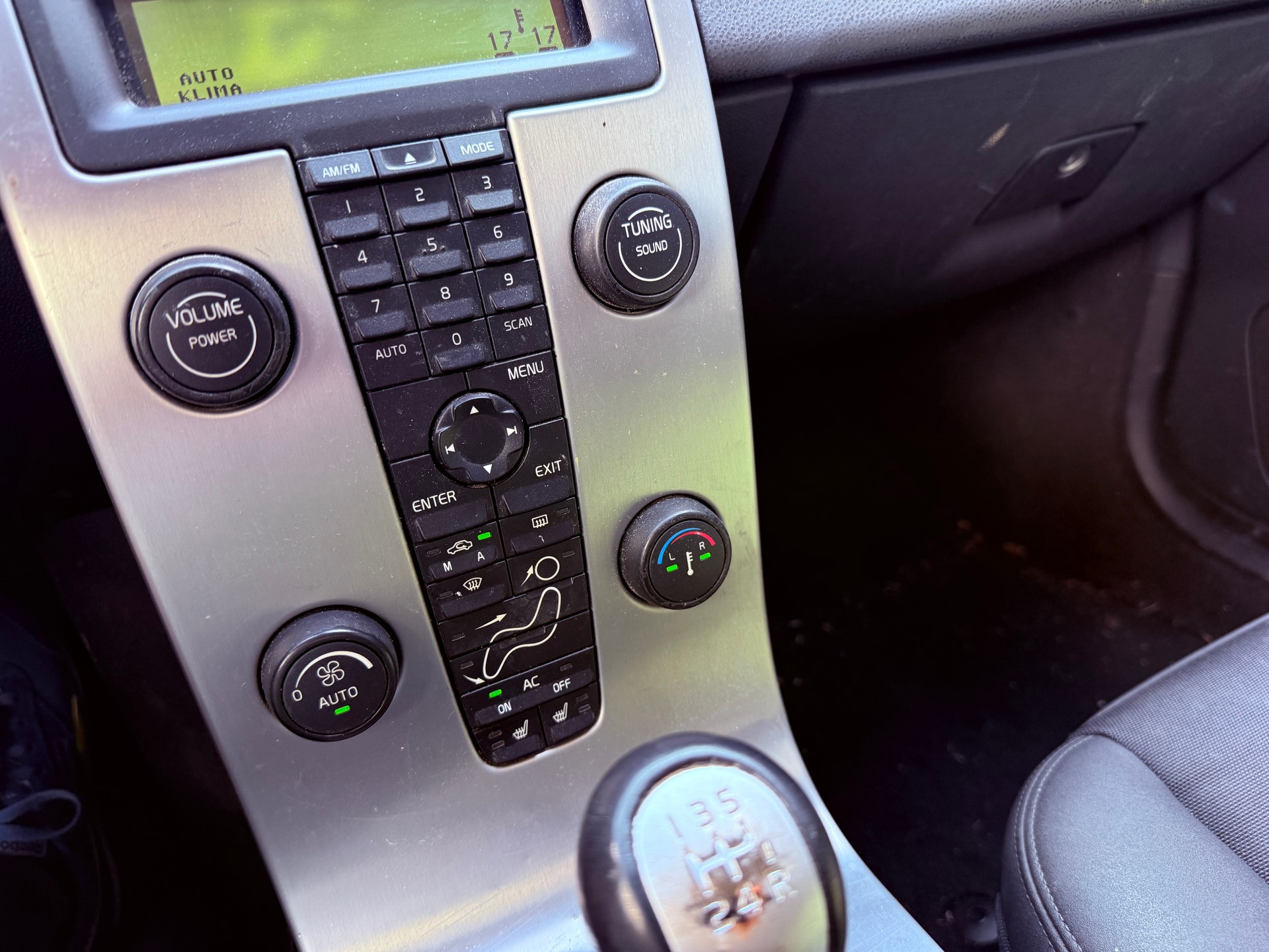 VOLVO C30 2.0 Momentum-image-12