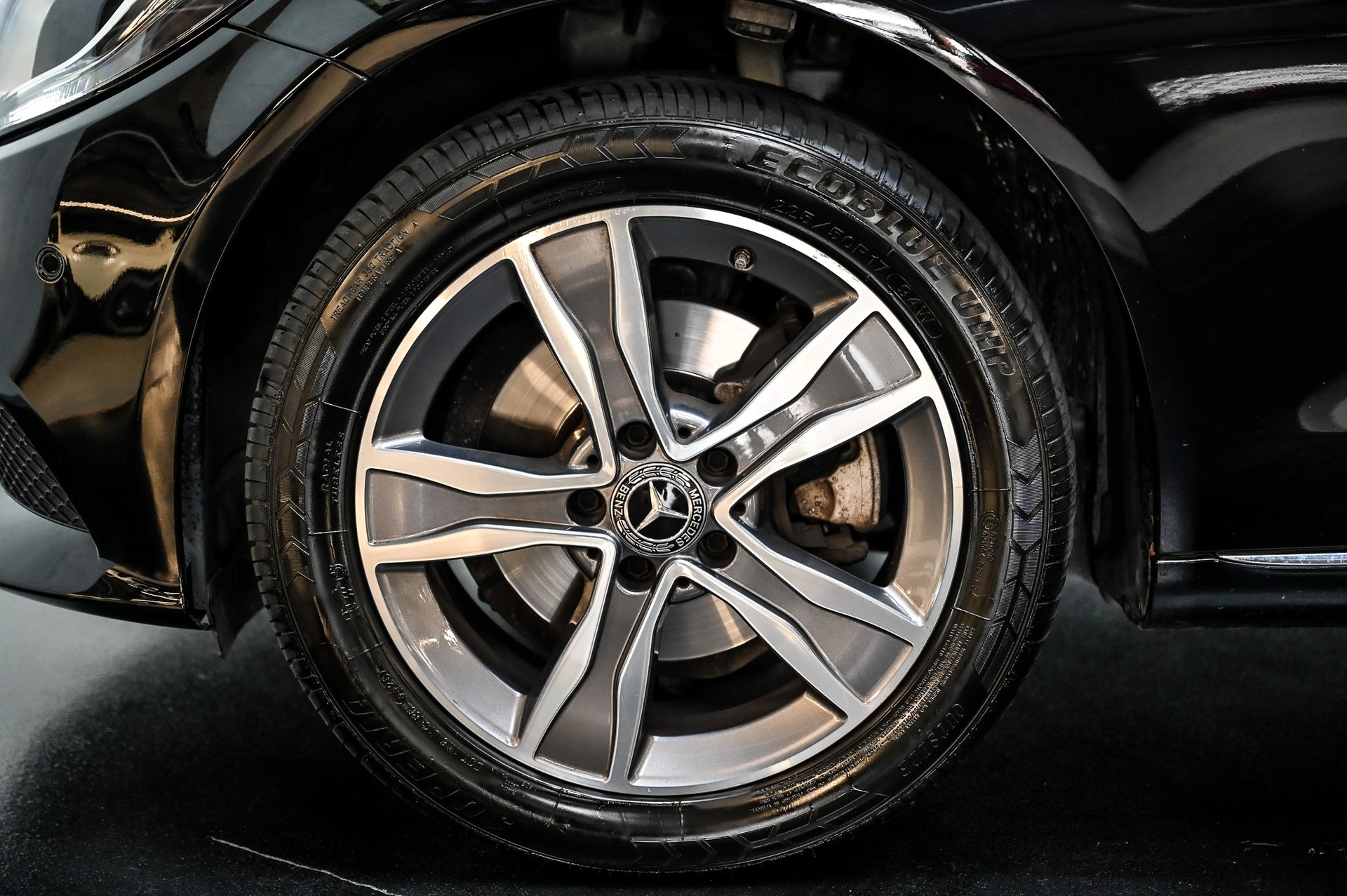MERCEDES-BENZ C200 4matic T-Modell-image-14
