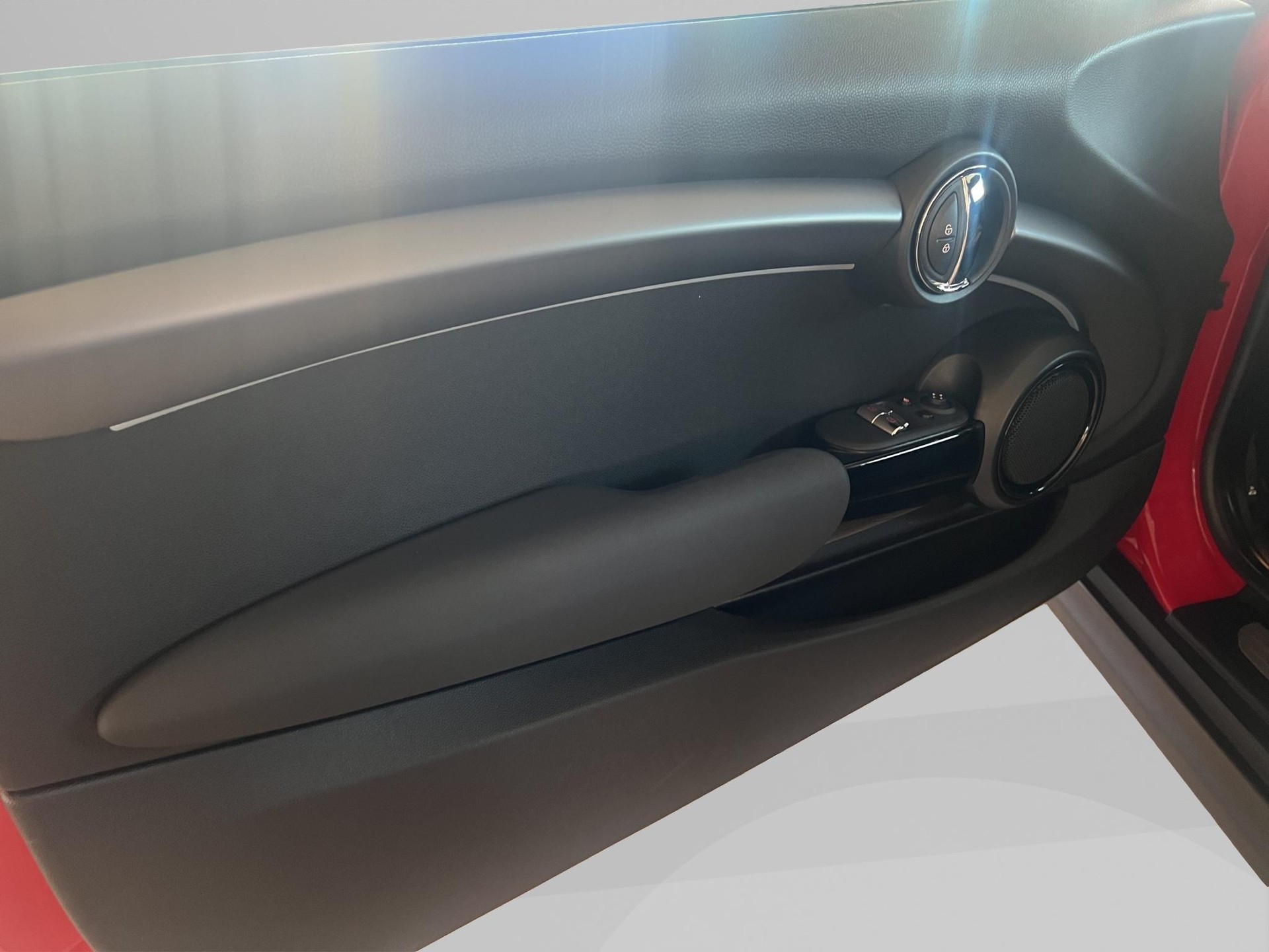 MINI Cooper SE-image-17