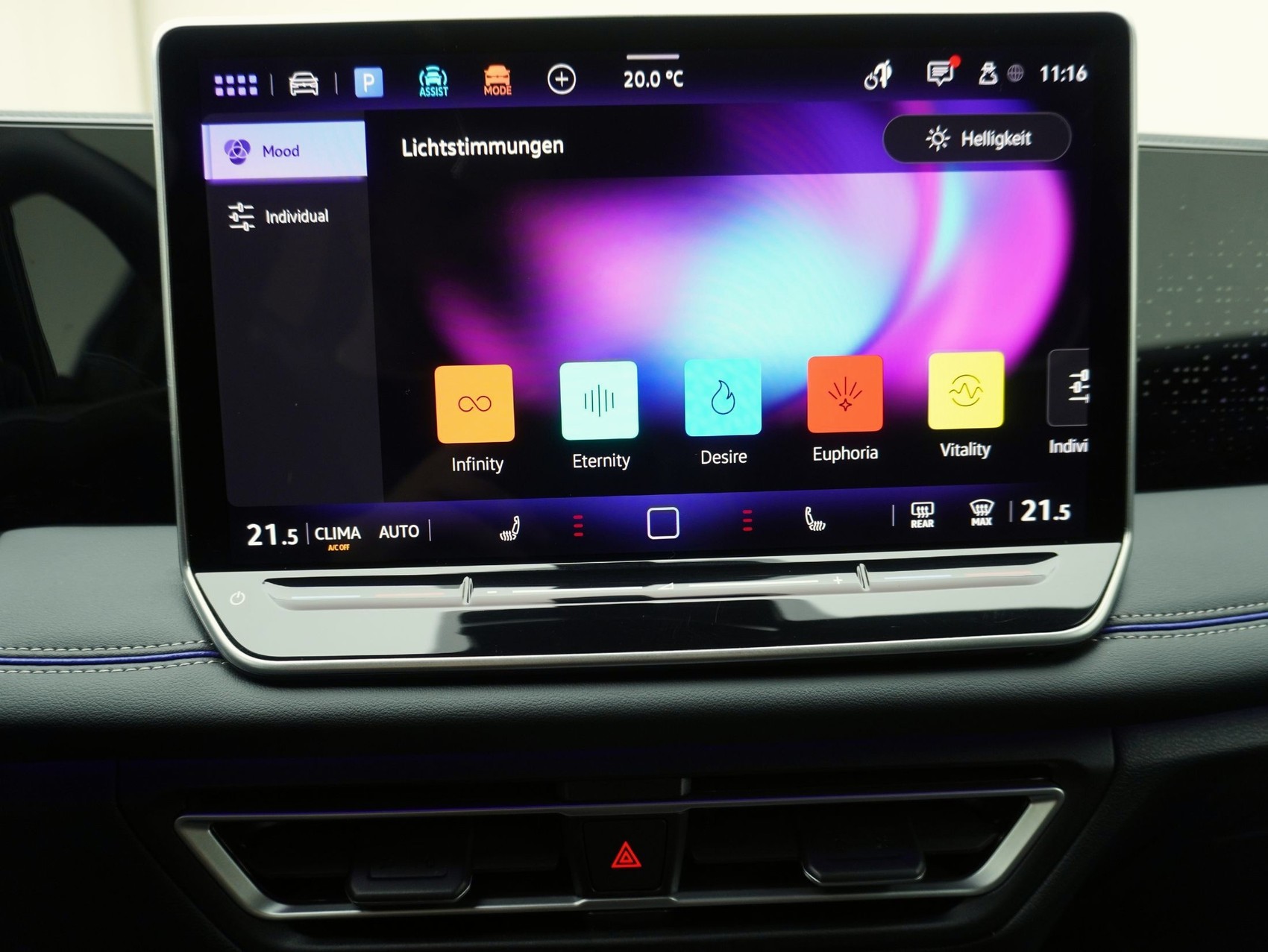 VW Tiguan 2.0 TDI DSG R-Line Black Style 4Motion (2025)-image-18