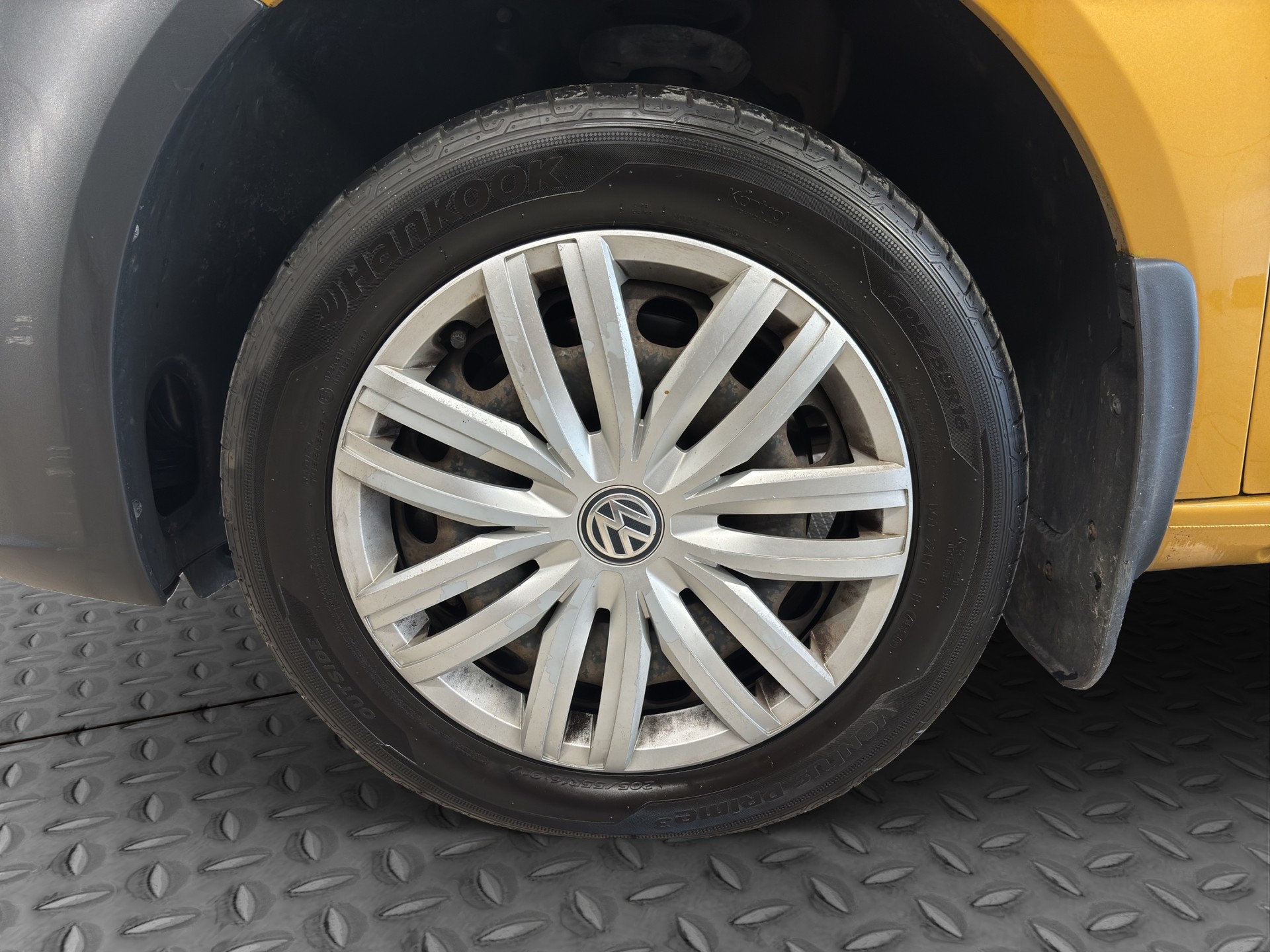 VW Caddy Maxi 2.0 TDI Trendline 4Motion-image-18