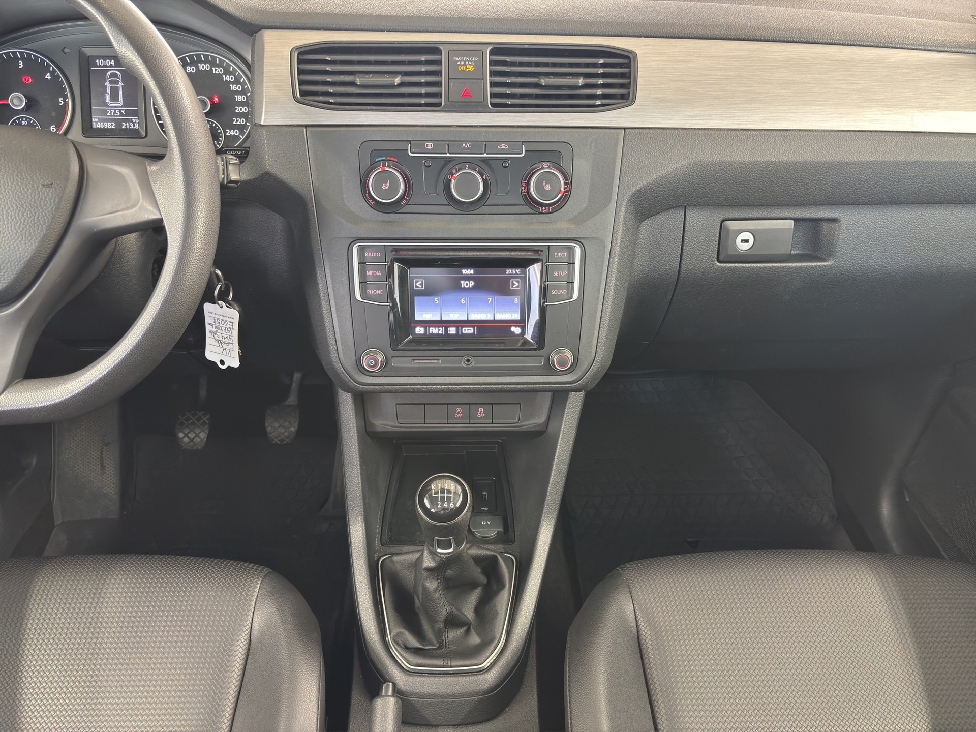VW Caddy Maxi 2.0 TDI Trendline 4Motion-image-5