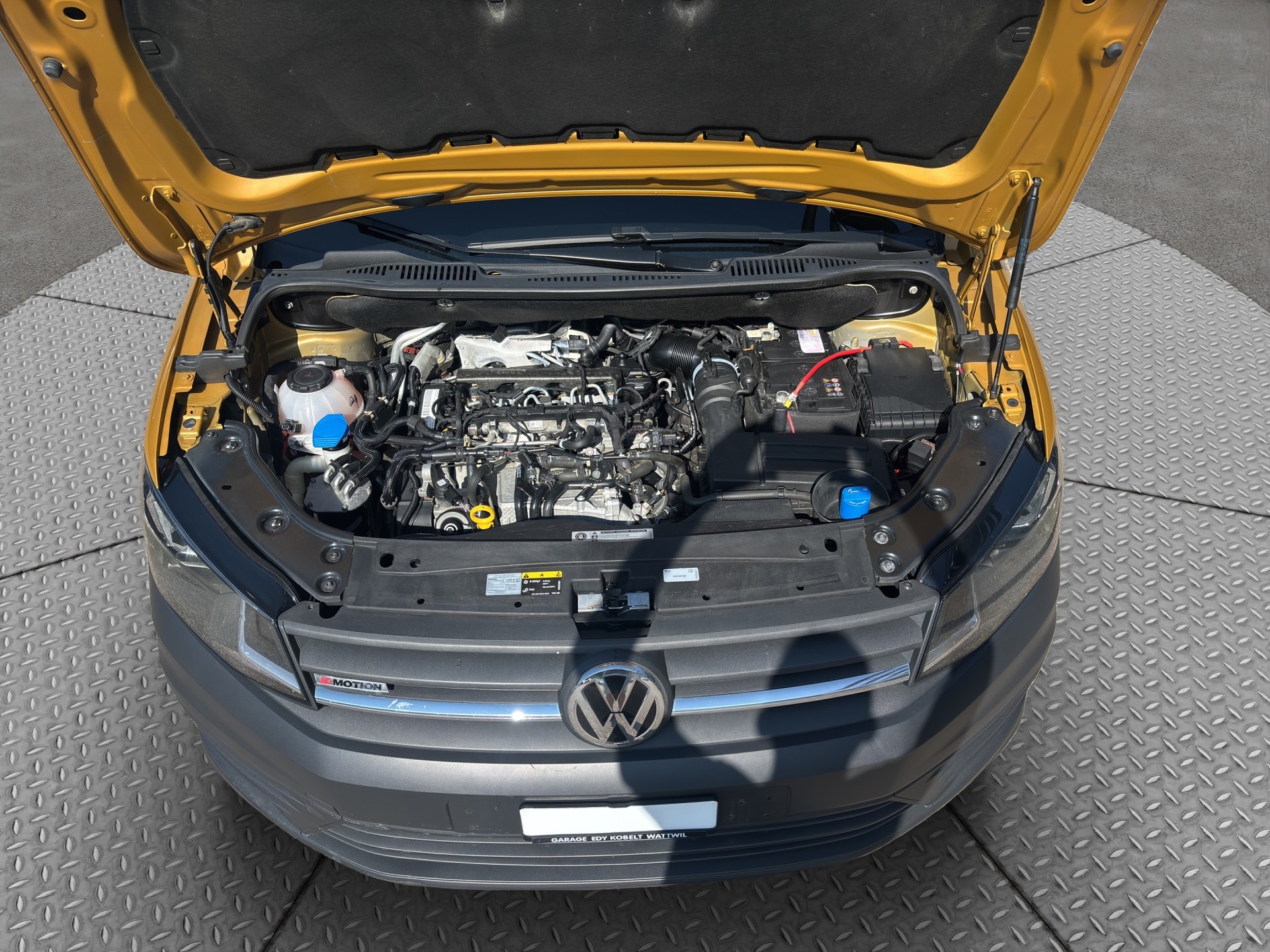 VW Caddy Maxi 2.0 TDI Trendline 4Motion-image-19