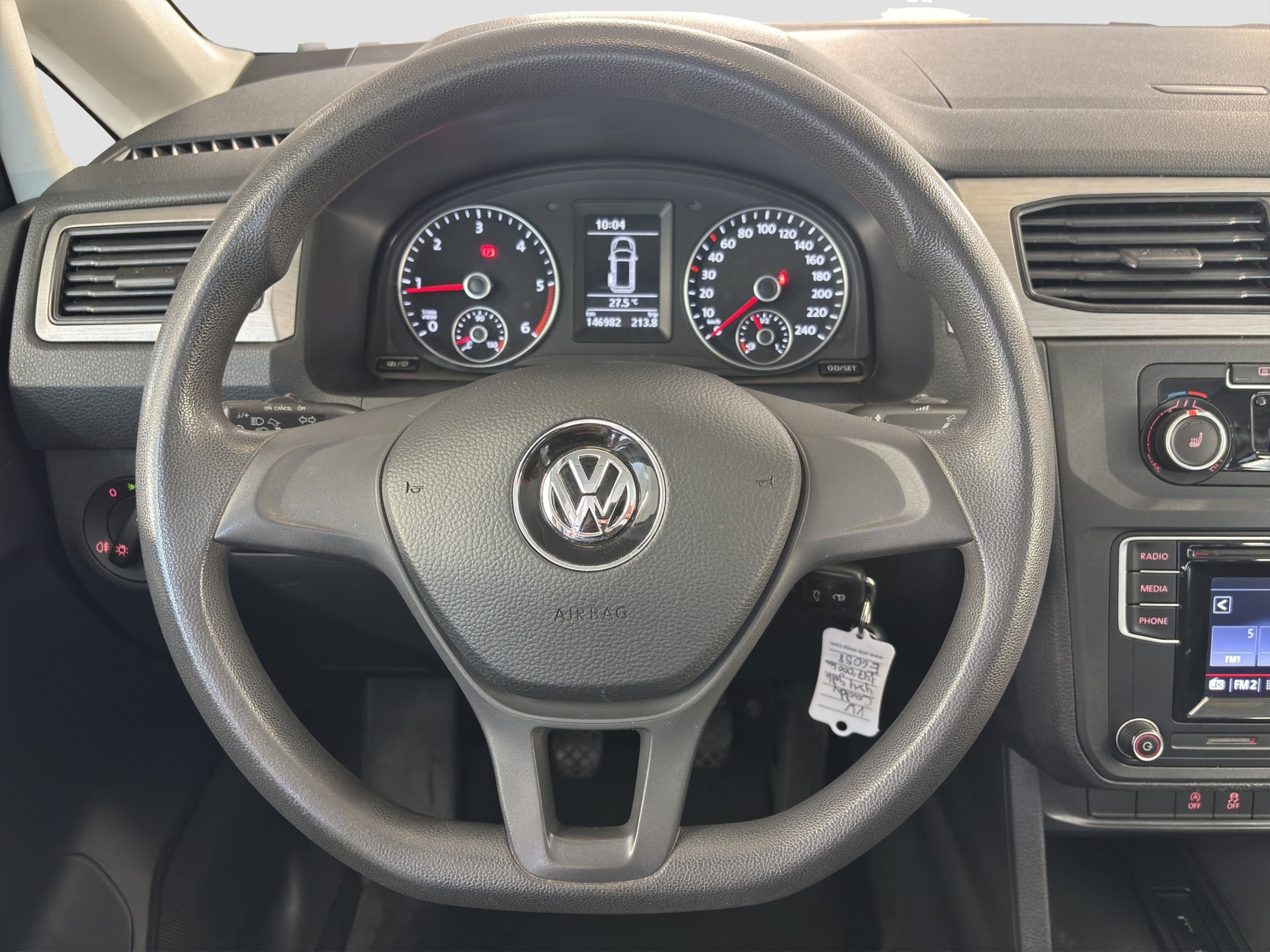 VW Caddy Maxi 2.0 TDI Trendline 4Motion-image-4