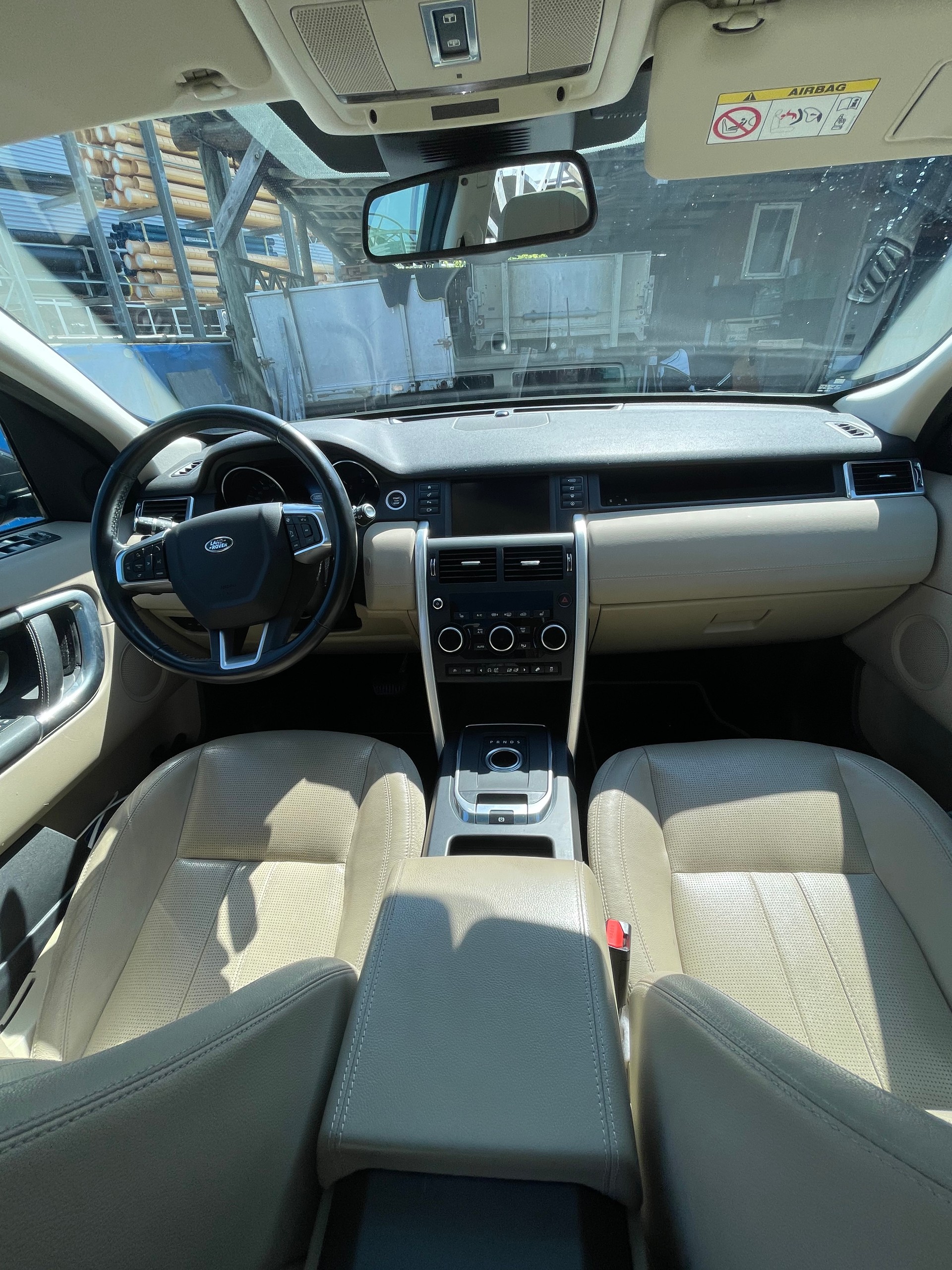 LAND ROVER 2.0 TD4 HSE-image-4