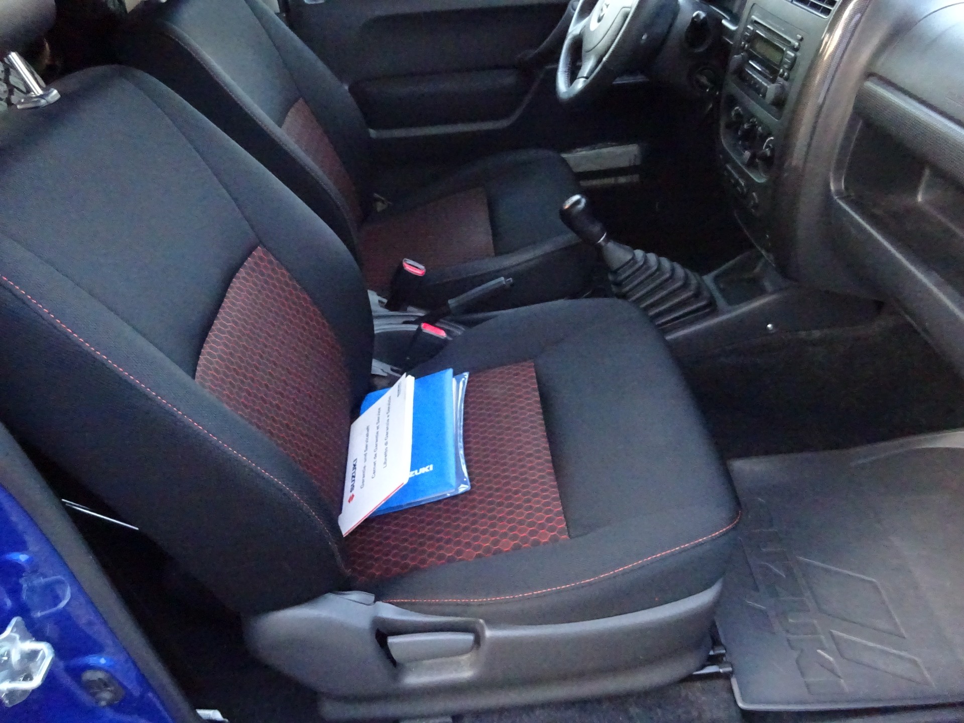 SUZUKI Jimny 1.5 Turbodiesel GL Top Special Edition - 86PS - MFK 8.2026-image-6