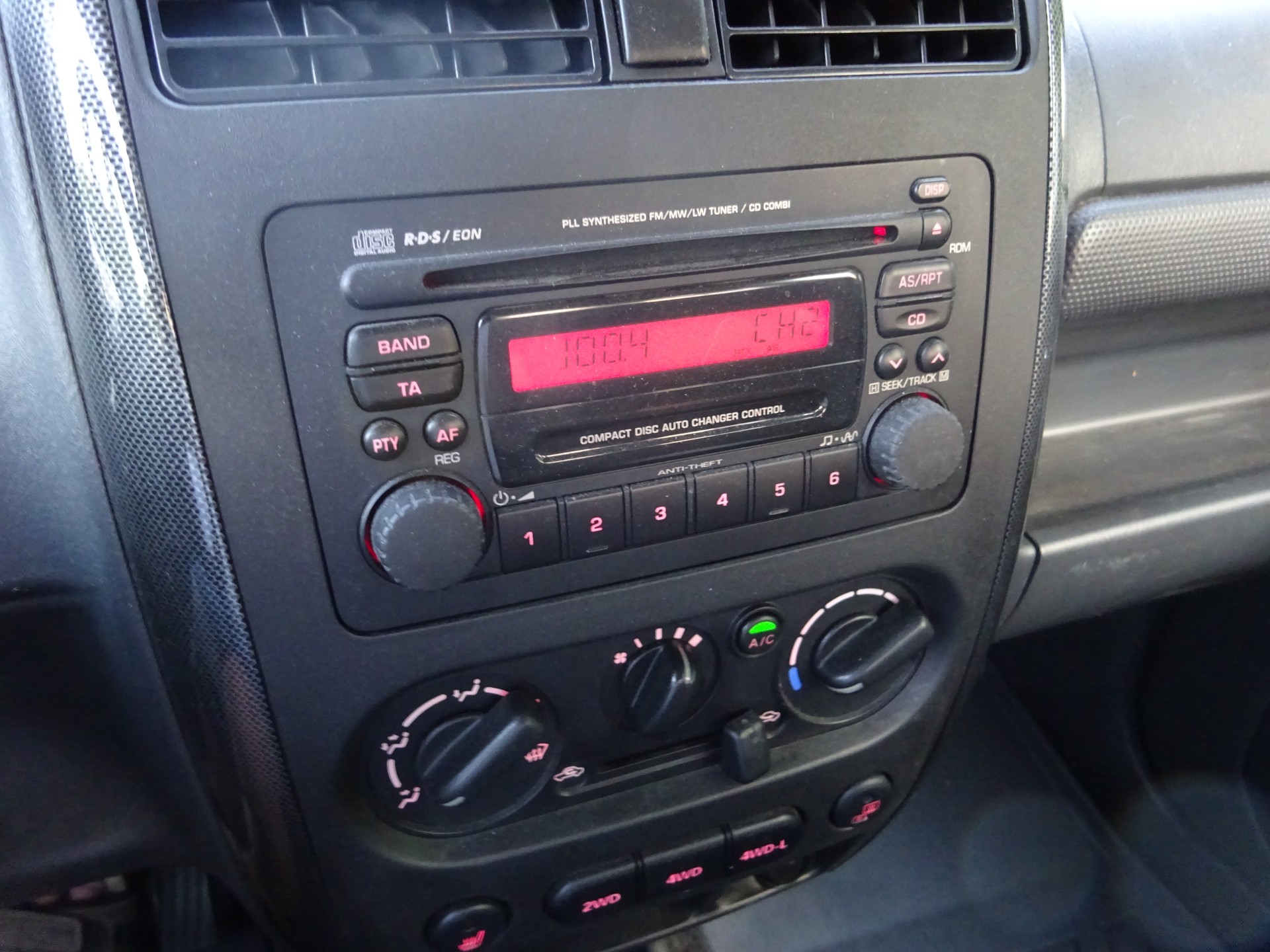 SUZUKI Jimny 1.5 Turbodiesel GL Top Special Edition - 86PS - MFK 8.2026-image-7