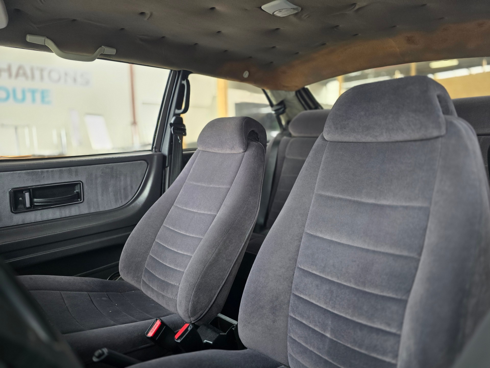 SAAB 900 2.0 turbo 16-image-12