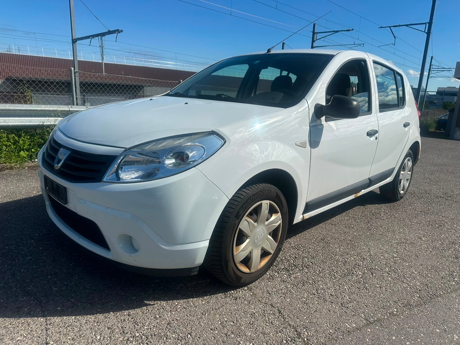 DACIA Sandero 1.2 Ambiance-image-0