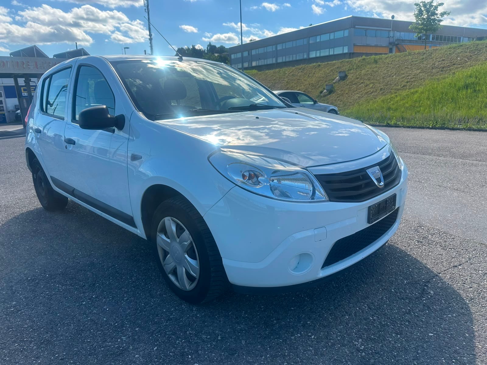DACIA Sandero 1.2 Ambiance-image-3