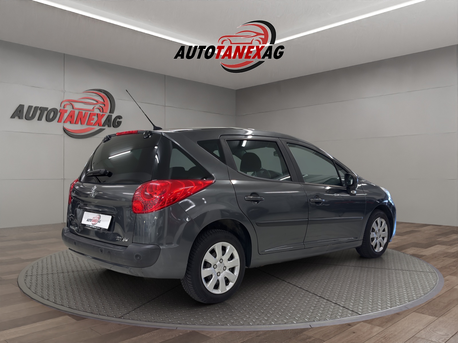 PEUGEOT 207 SW 1.6 16V Trendy Automatic-image-5