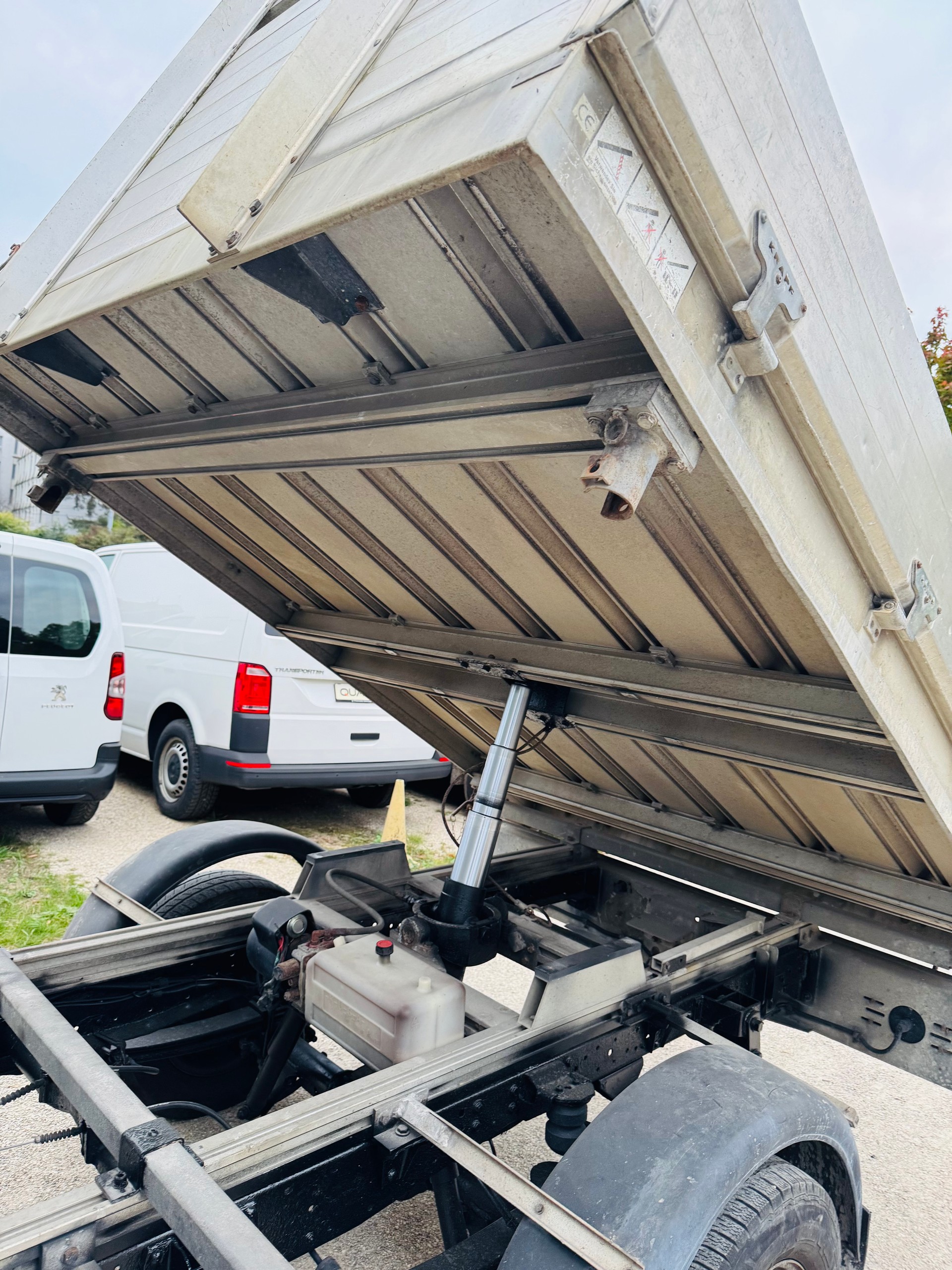 IVECO 35 S 18 DK PONT BASCULANT-image-3