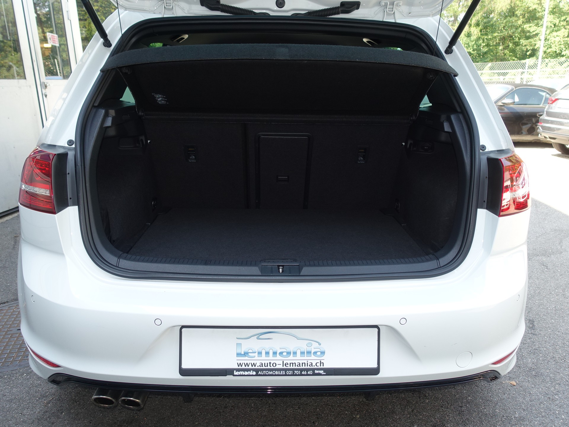 VW Golf 1.4 TSI R-Line Design-image-17