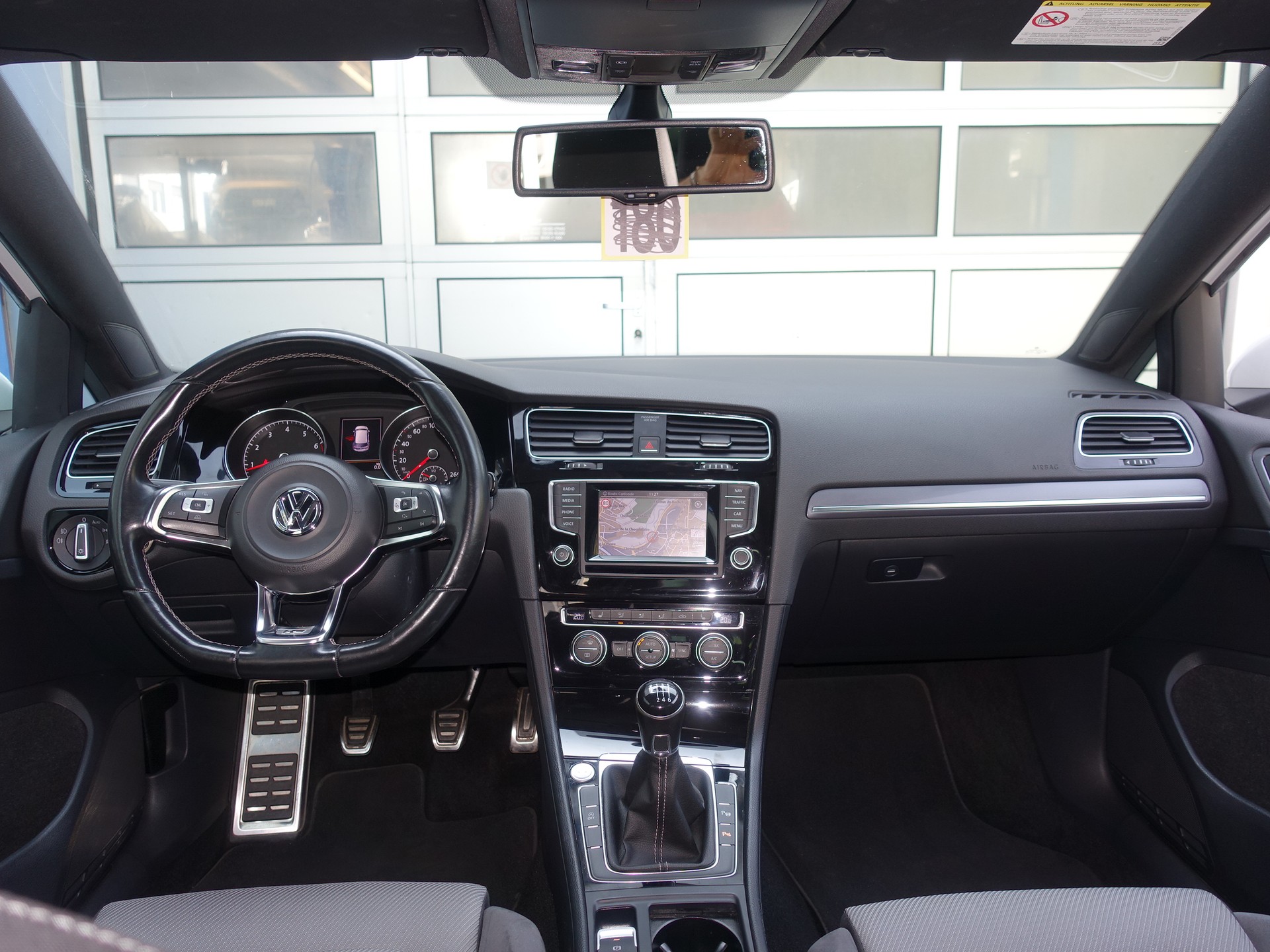 VW Golf 1.4 TSI R-Line Design-image-10