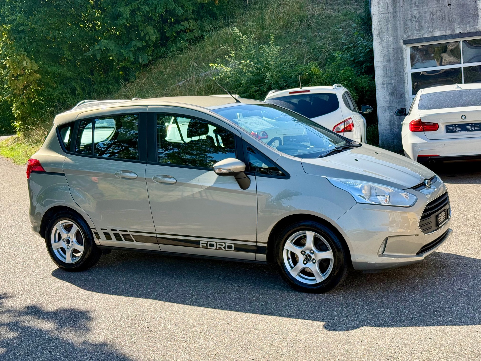 FORD B-Max 1.6 Ti-VCT Trend PowerShift-image-10