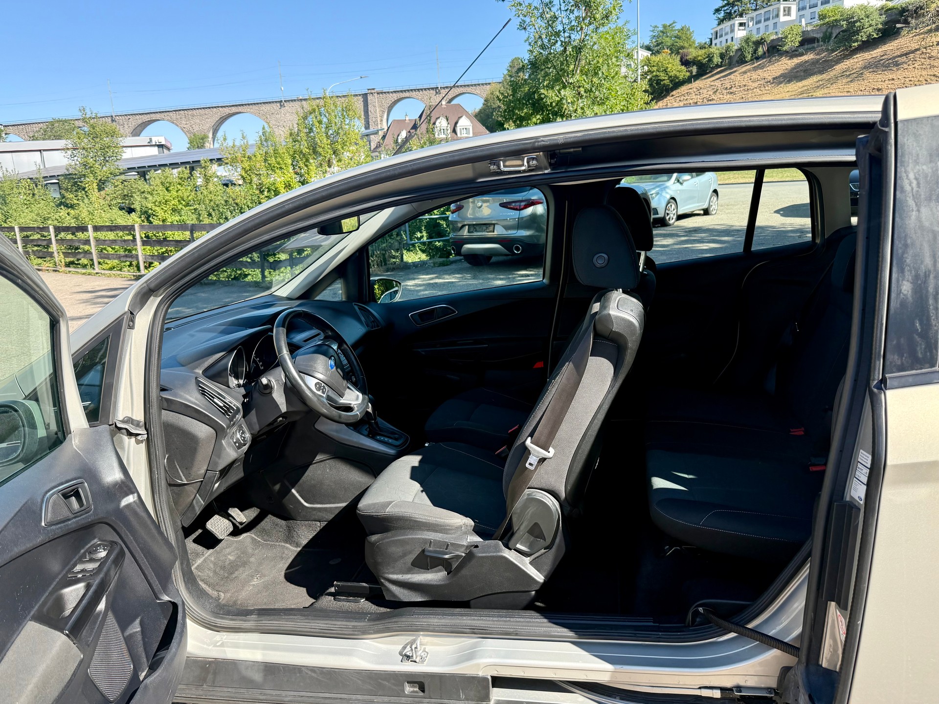 FORD B-Max 1.6 Ti-VCT Trend PowerShift-image-14