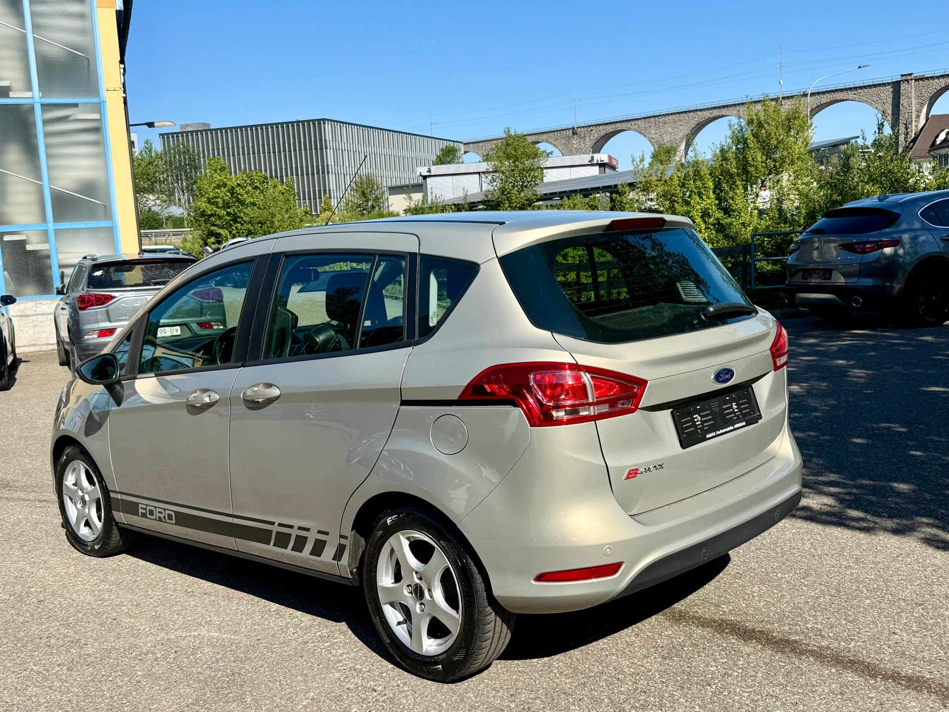 FORD B-Max 1.6 Ti-VCT Trend PowerShift-image-2