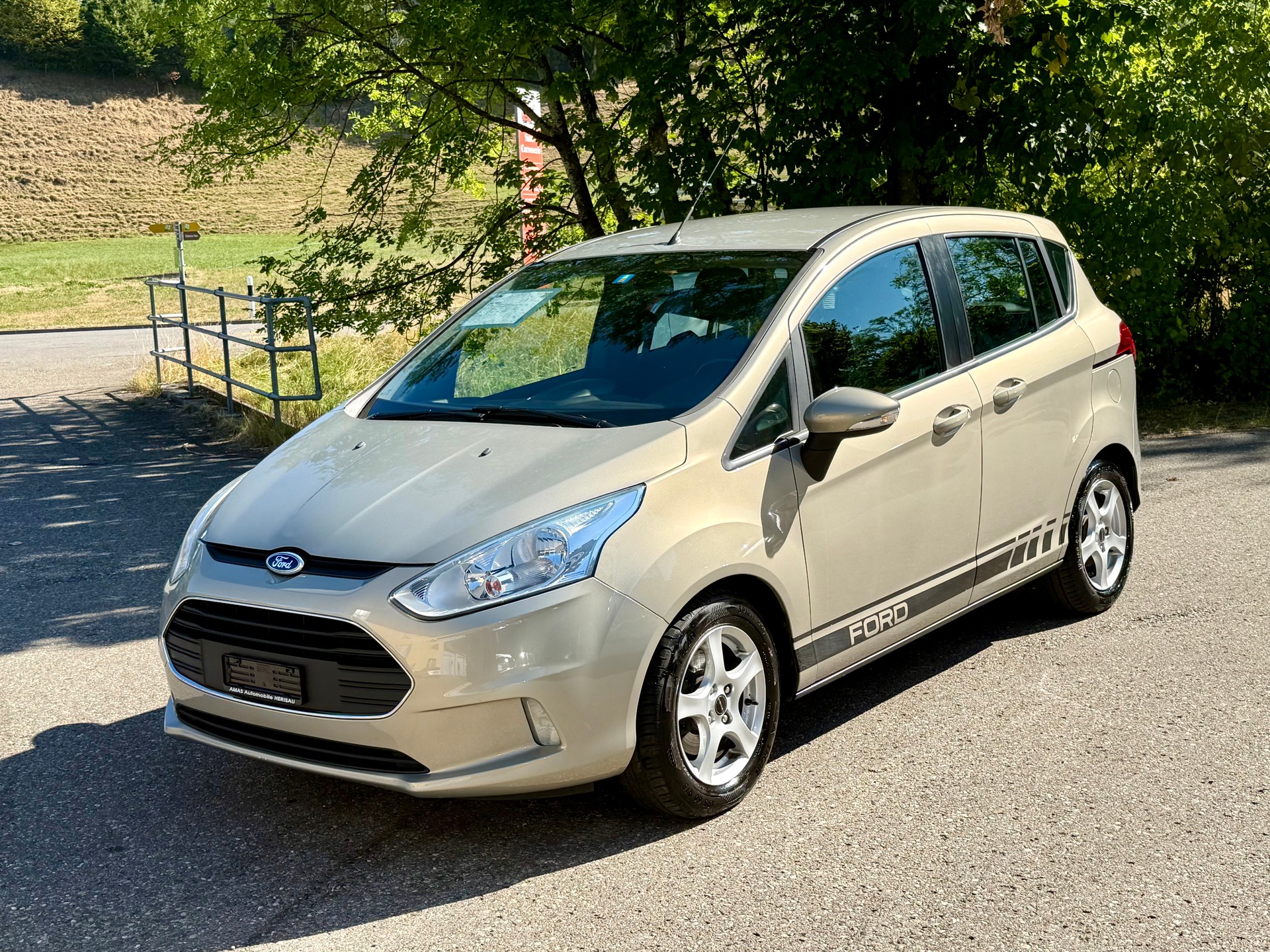 FORD B-Max 1.6 Ti-VCT Trend PowerShift-image-7