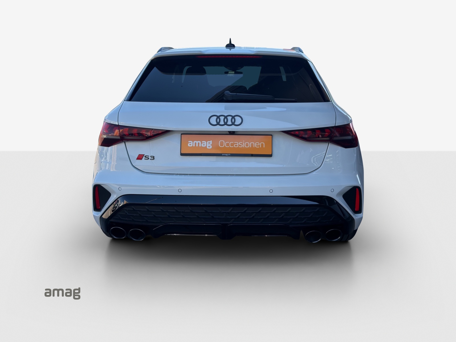AUDI S3 Sportback TFSI quattro S-tronic-image-3