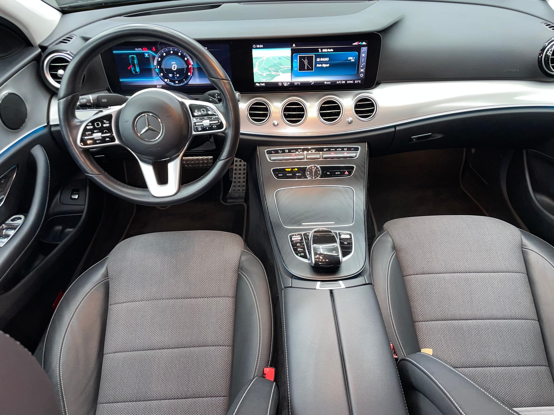 MERCEDES-BENZ E 200 Avantgarde 9G-Tronic-image-2