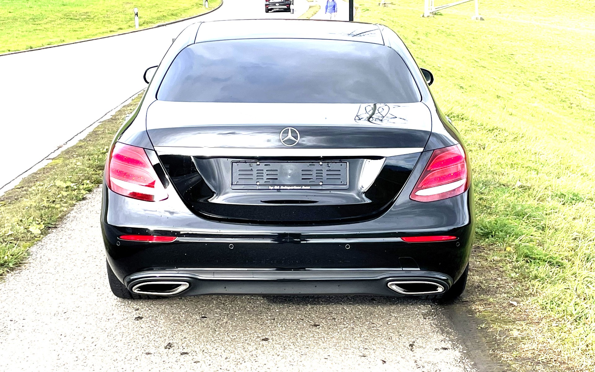 MERCEDES-BENZ E 200 Avantgarde 9G-Tronic-image-10