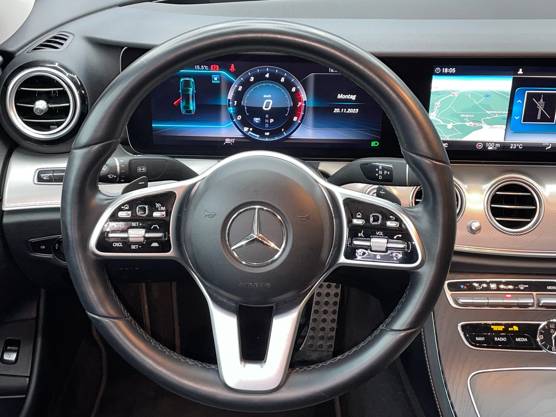 MERCEDES-BENZ E 200 Avantgarde 9G-Tronic-image-3
